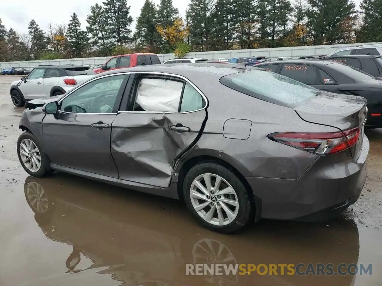 2 fotografías del automóvil dañado 4T1R11BK5PU106029 TOYOTA CAMRY 2023