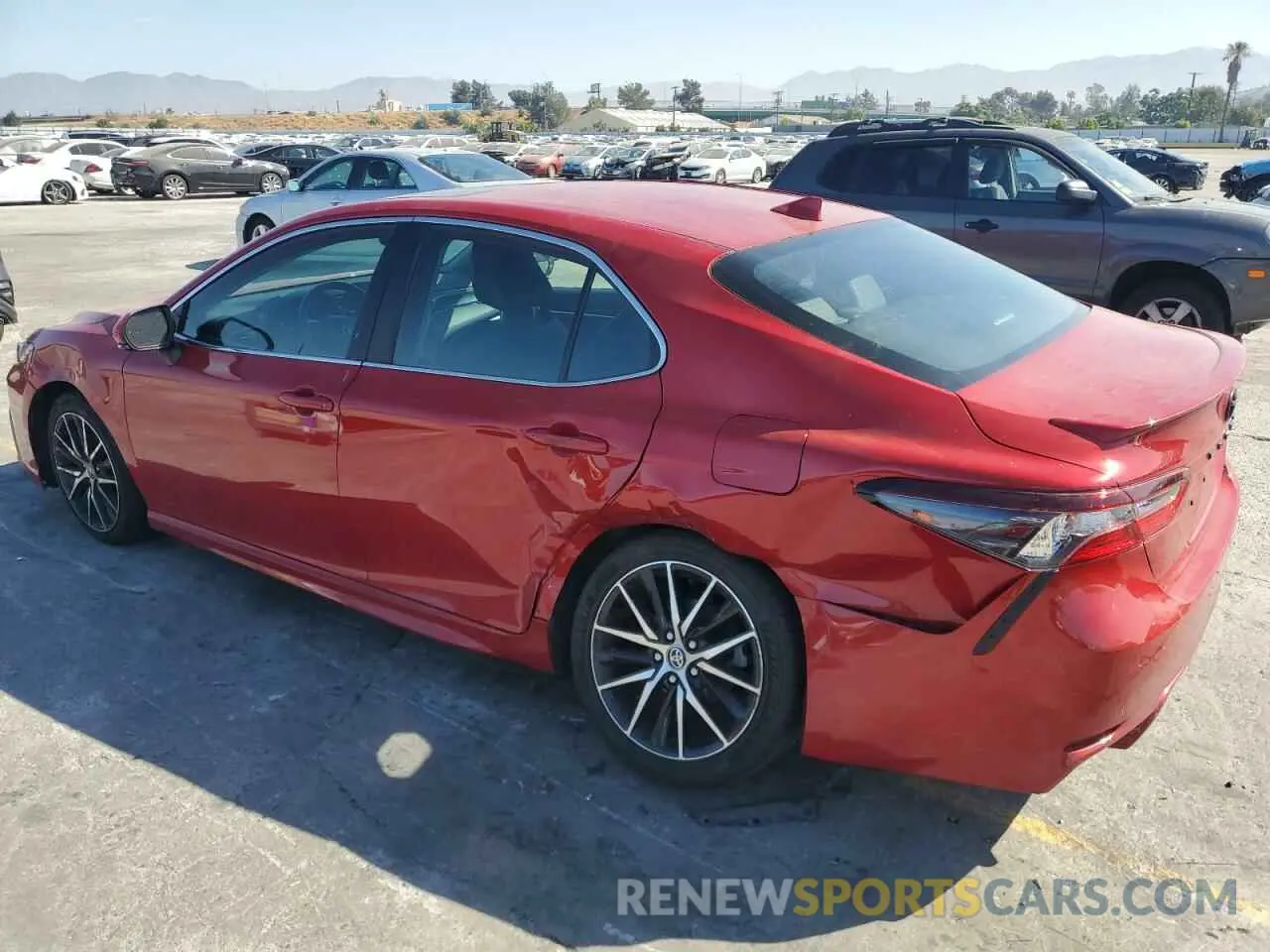 2 fotografías del automóvil dañado 4T1S11AK4PU096192 TOYOTA CAMRY 2023