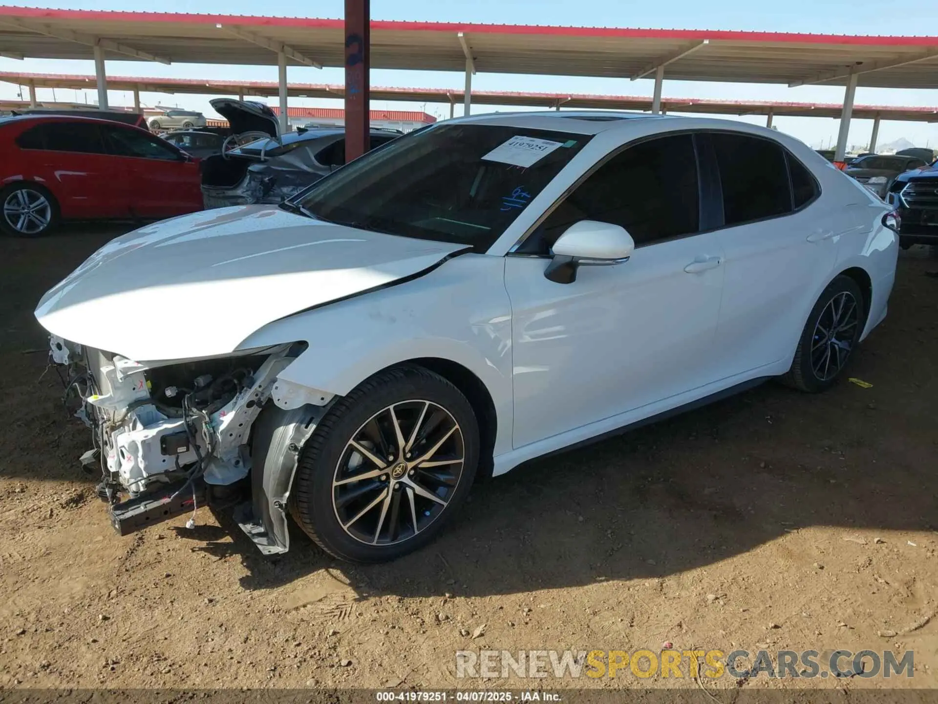 2 fotografías del automóvil dañado 4T1S11AK9PU143376 TOYOTA CAMRY 2023