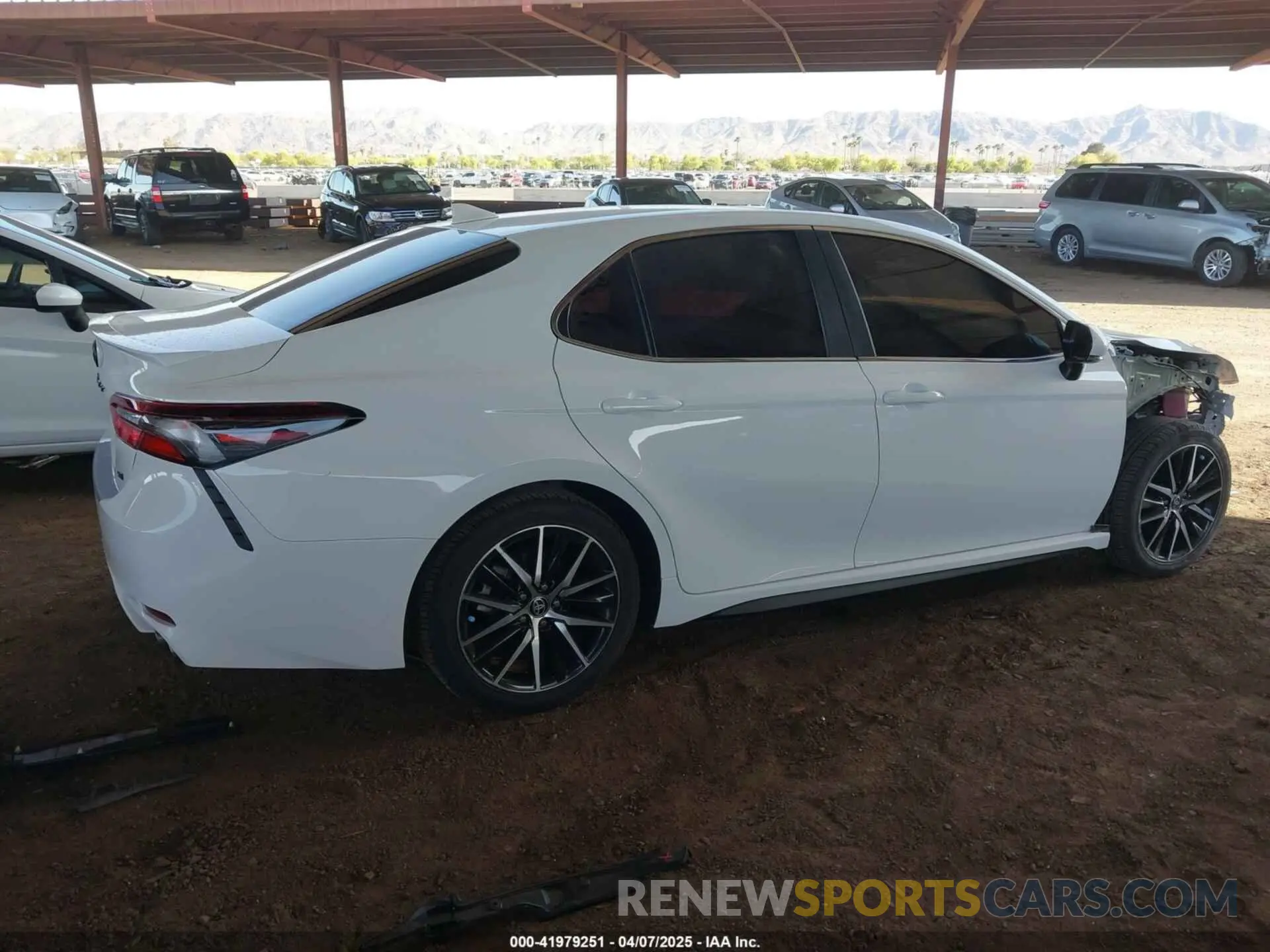 4 fotografías del automóvil dañado 4T1S11AK9PU143376 TOYOTA CAMRY 2023