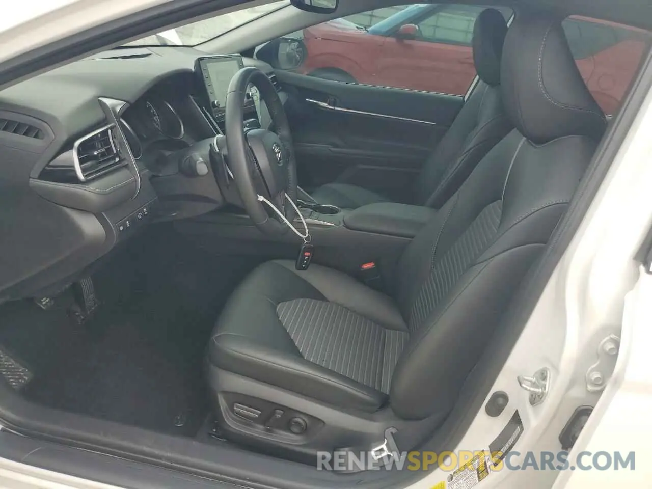 7 fotografías del automóvil dañado 4T1S11AKXPU748281 TOYOTA CAMRY 2023