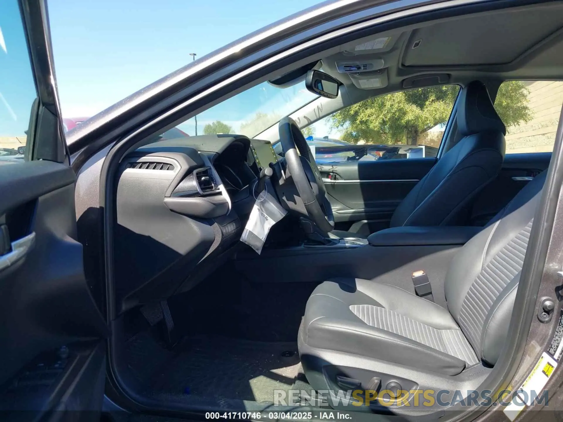 5 fotografías del automóvil dañado 4T1S31AK4PU613940 TOYOTA CAMRY 2023