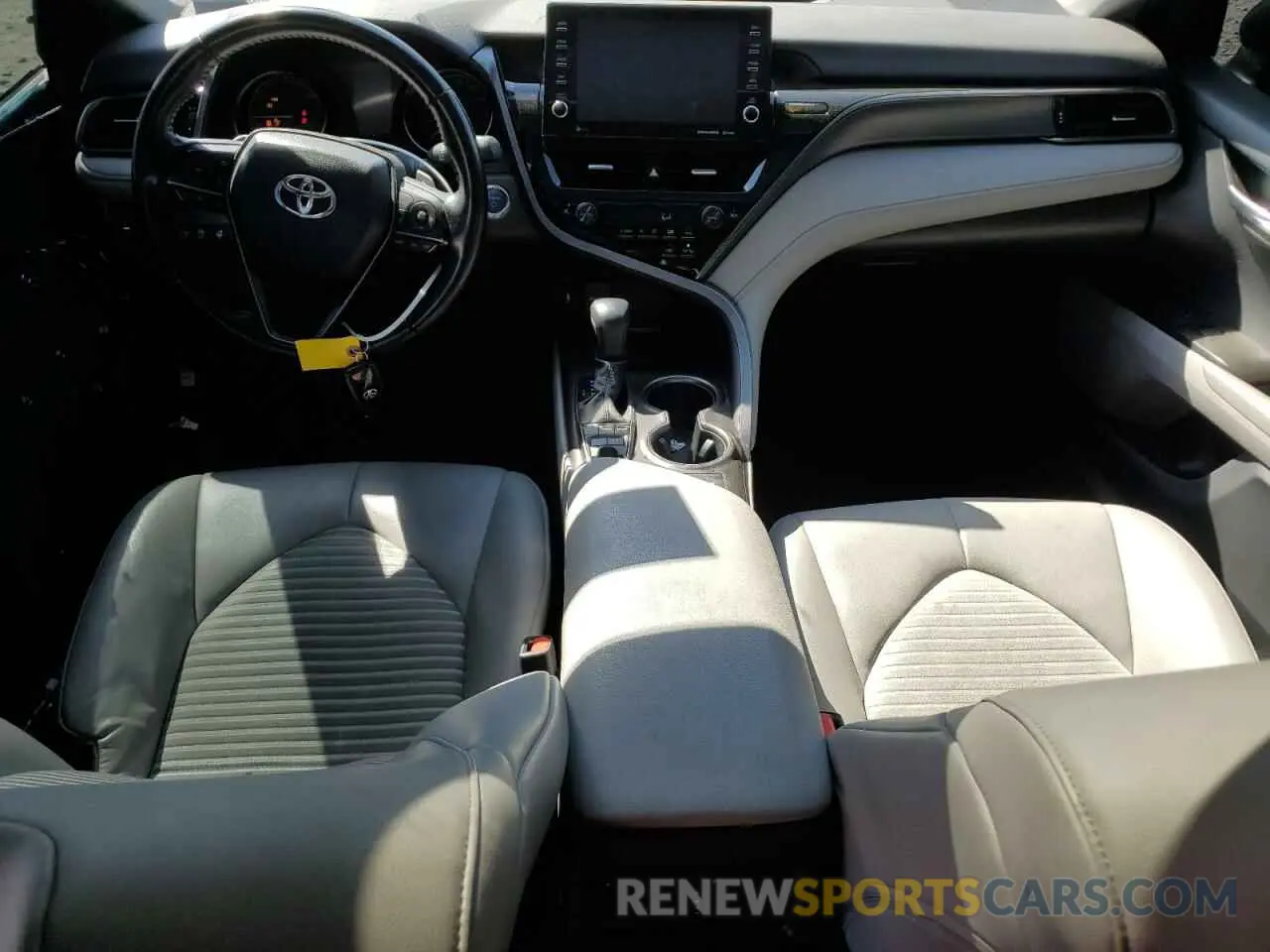 8 fotografías del automóvil dañado 4T1S31AK7PU053931 TOYOTA CAMRY 2023
