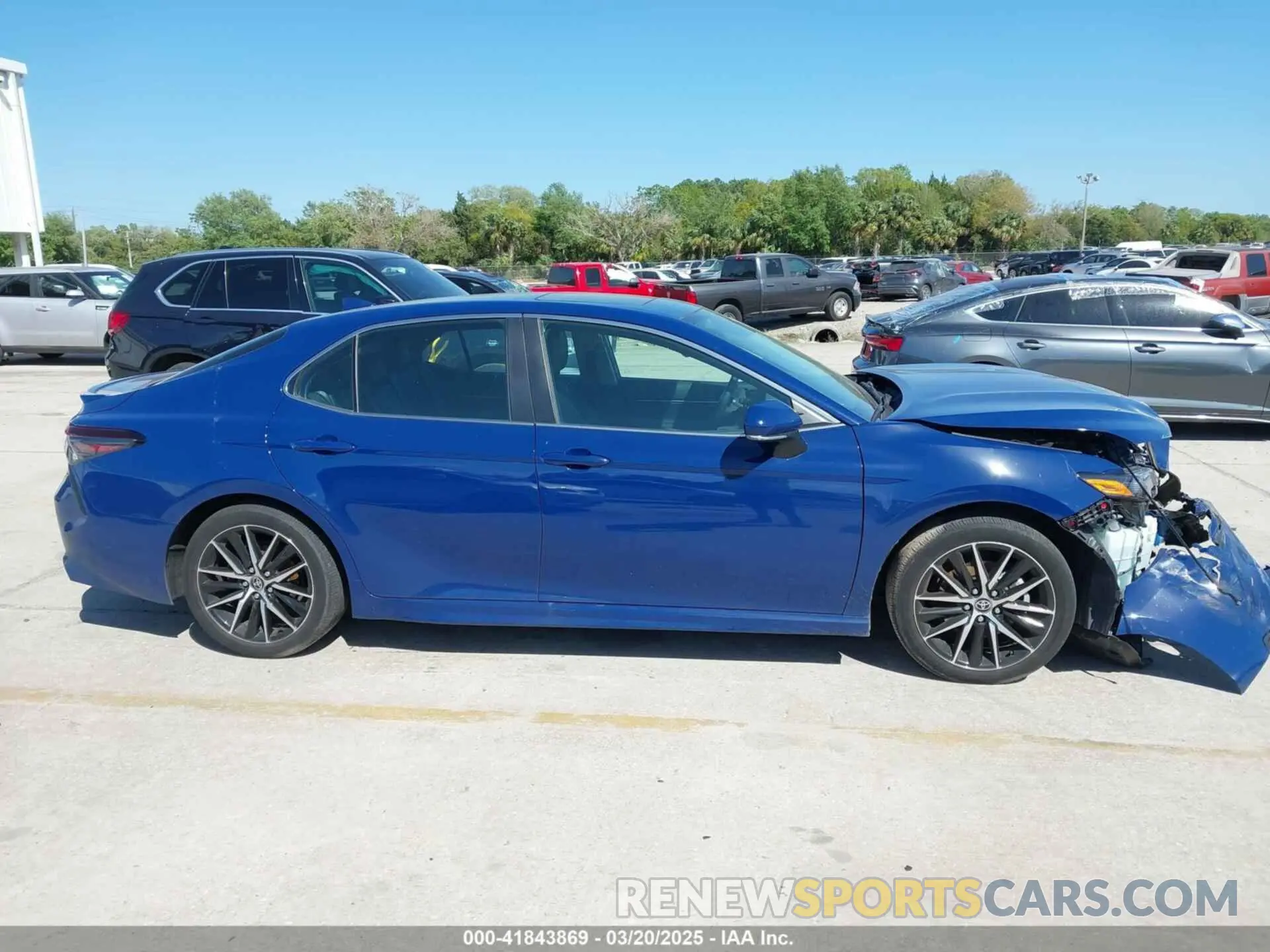 12 fotografías del automóvil dañado 4T1S31AK8PU059382 TOYOTA CAMRY 2023