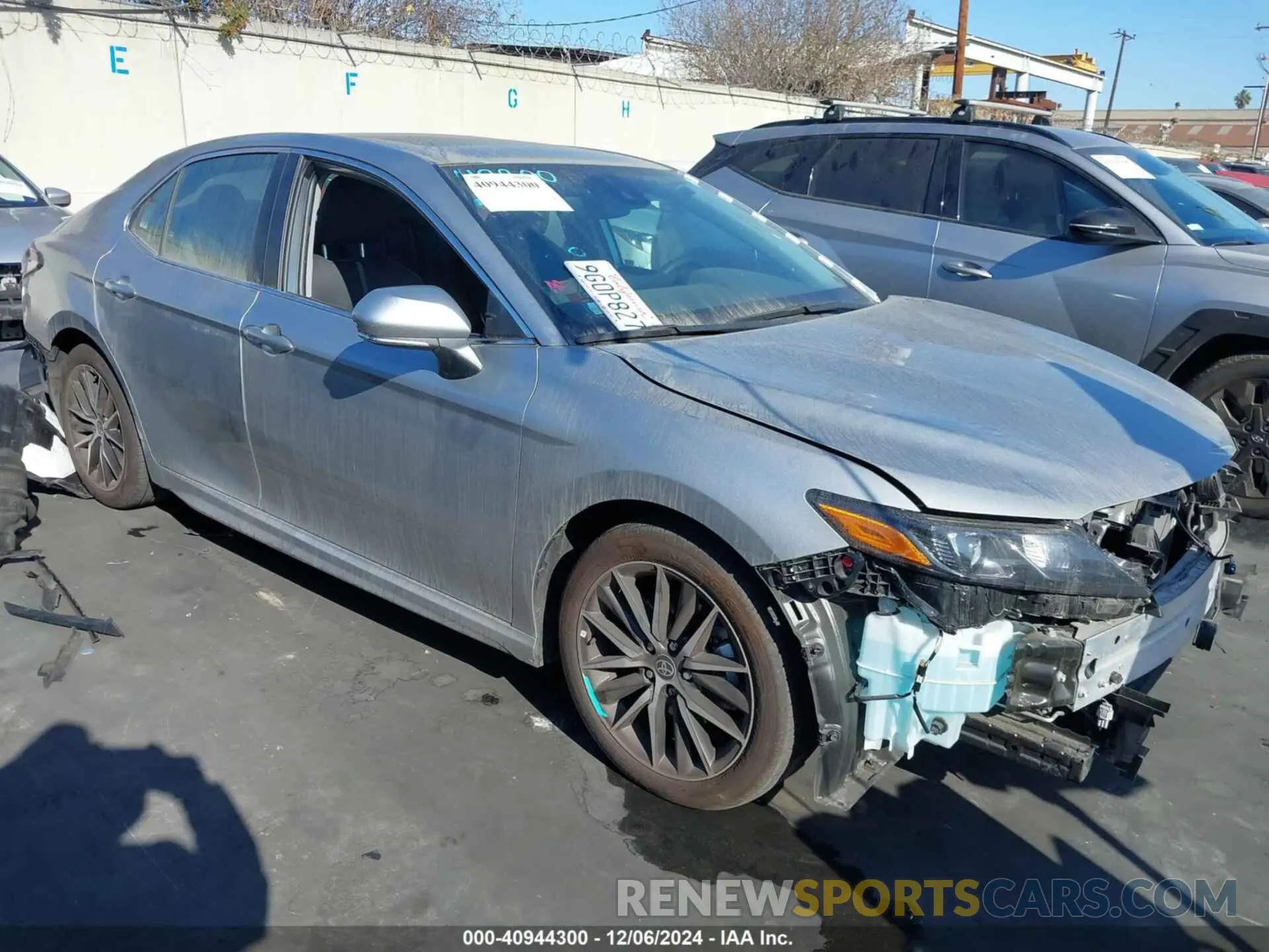 1 fotografías del automóvil dañado 4T1S31AKXPU614963 TOYOTA CAMRY 2023