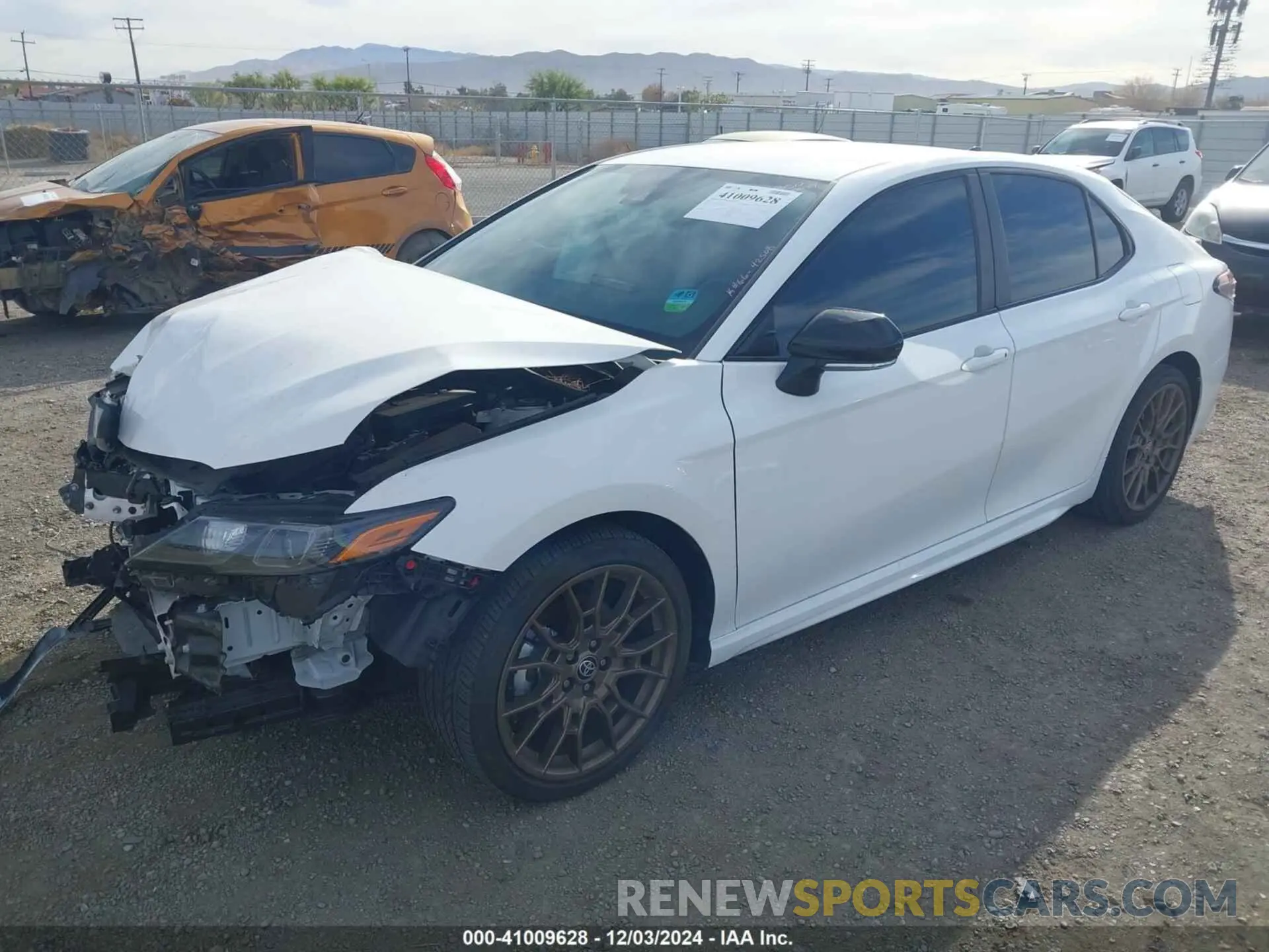 2 fotografías del automóvil dañado 4T1T11AK0PU142508 TOYOTA CAMRY 2023