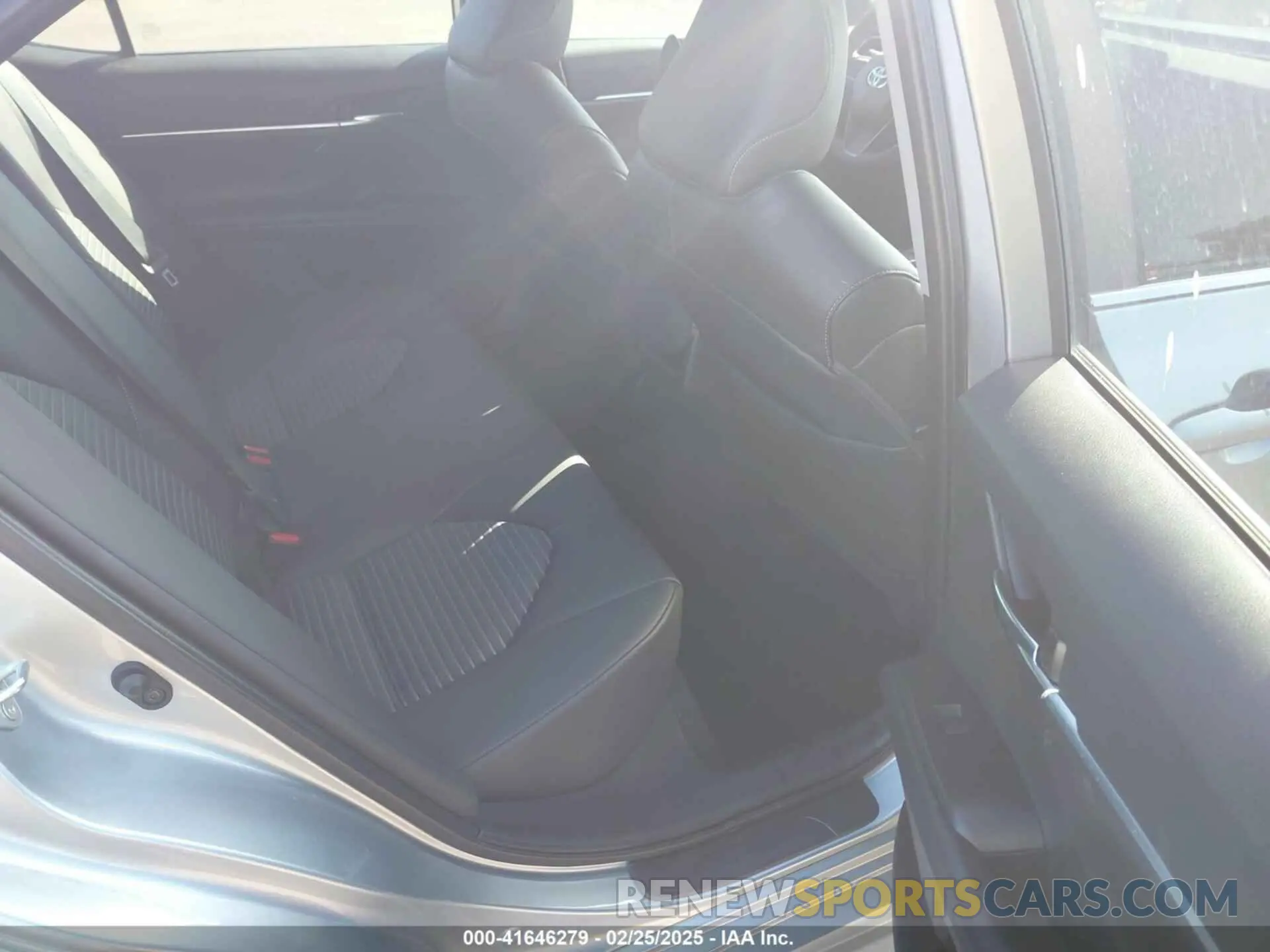 8 fotografías del automóvil dañado 4T1T11AK0PU787398 TOYOTA CAMRY 2023