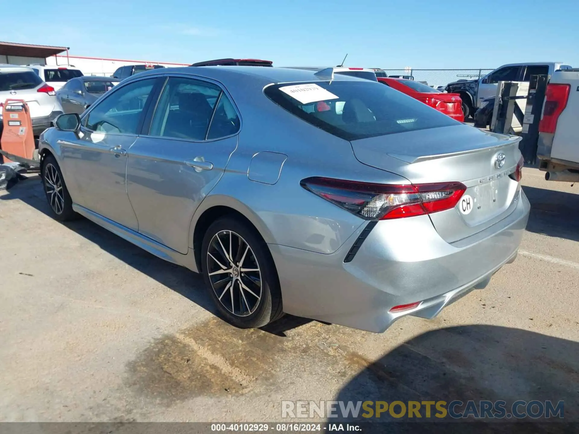 14 fotografías del automóvil dañado 4T1T11AK0PU831299 TOYOTA CAMRY 2023
