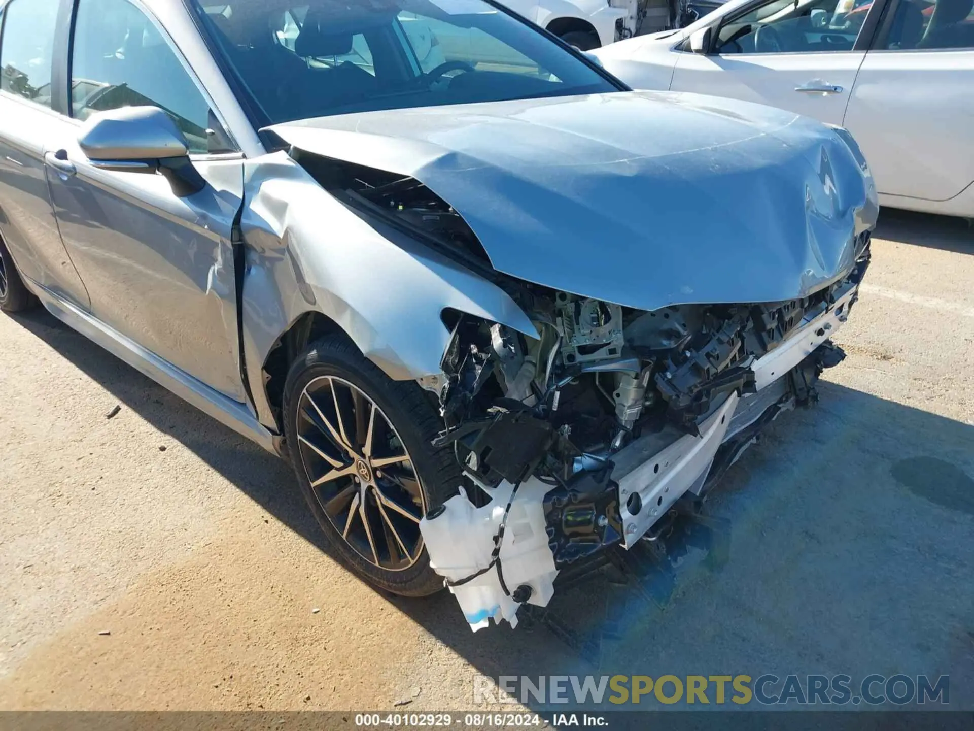 17 fotografías del automóvil dañado 4T1T11AK0PU831299 TOYOTA CAMRY 2023