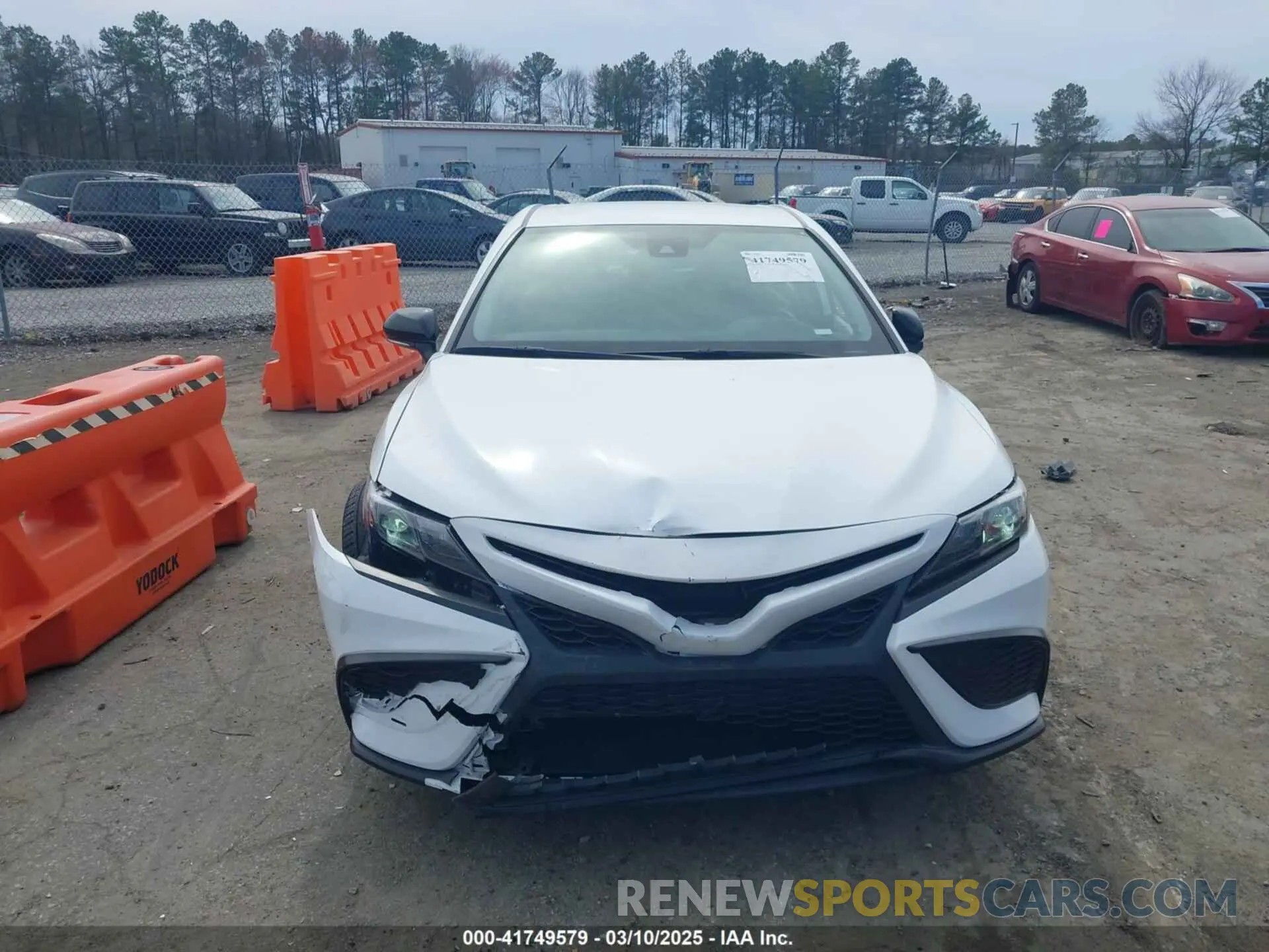 12 fotografías del automóvil dañado 4T1T11AK1PU087518 TOYOTA CAMRY 2023