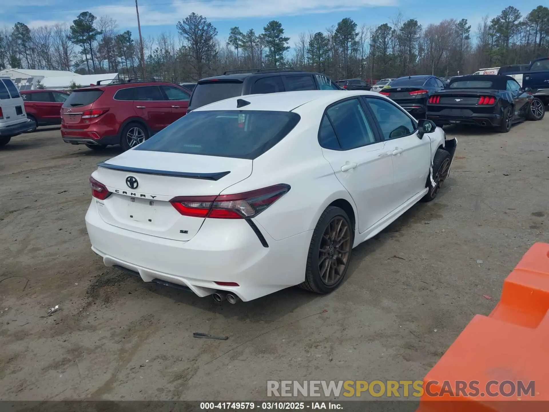 4 fotografías del automóvil dañado 4T1T11AK1PU087518 TOYOTA CAMRY 2023