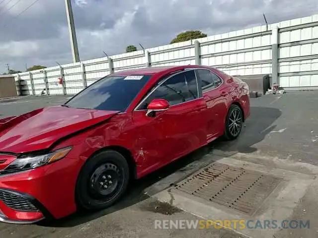 11 fotografías del automóvil dañado 4T1T11AK2PU127539 TOYOTA CAMRY 2023