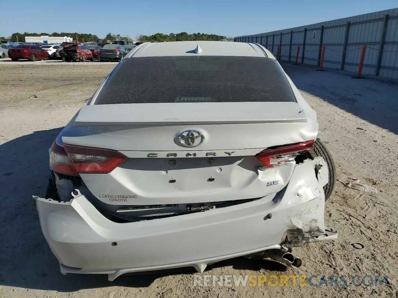 6 fotografías del automóvil dañado 4T1T11AK4PU115702 TOYOTA CAMRY 2023
