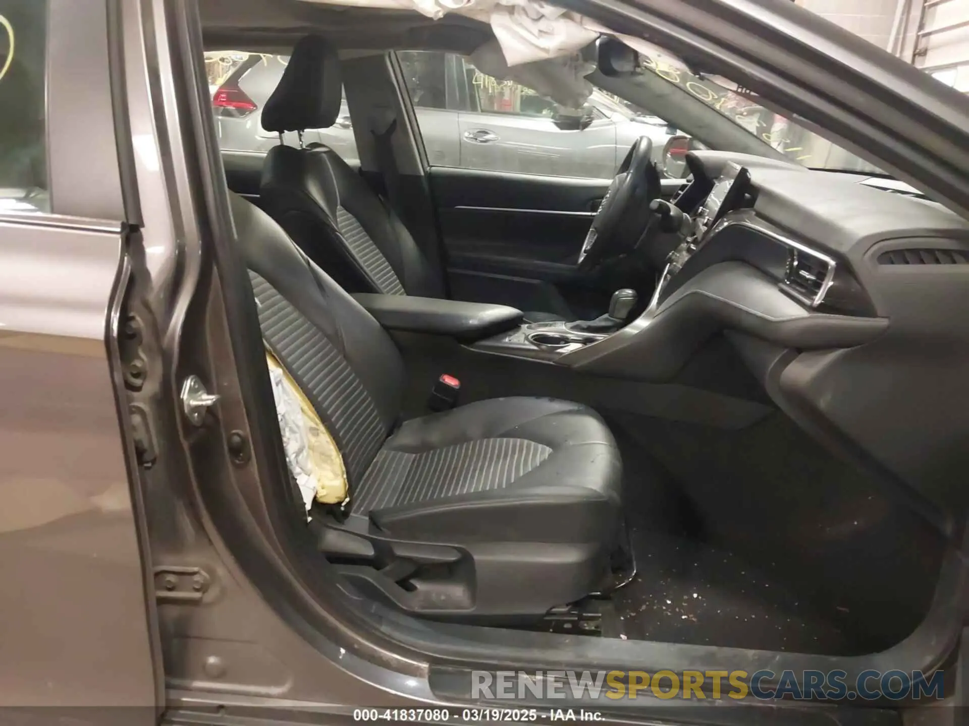 5 fotografías del automóvil dañado 4T1T11AK4PU796718 TOYOTA CAMRY 2023