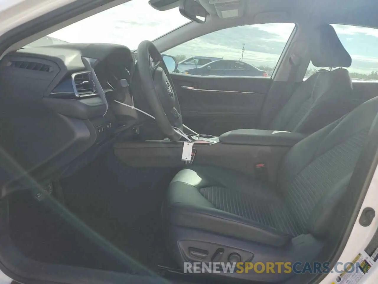 7 fotografías del automóvil dañado 4T1T11AK4PU798579 TOYOTA CAMRY 2023