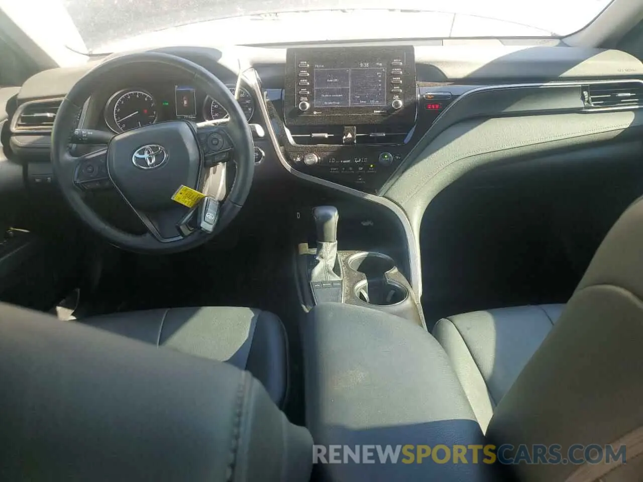 8 fotografías del automóvil dañado 4T1T11AK5PU722000 TOYOTA CAMRY 2023