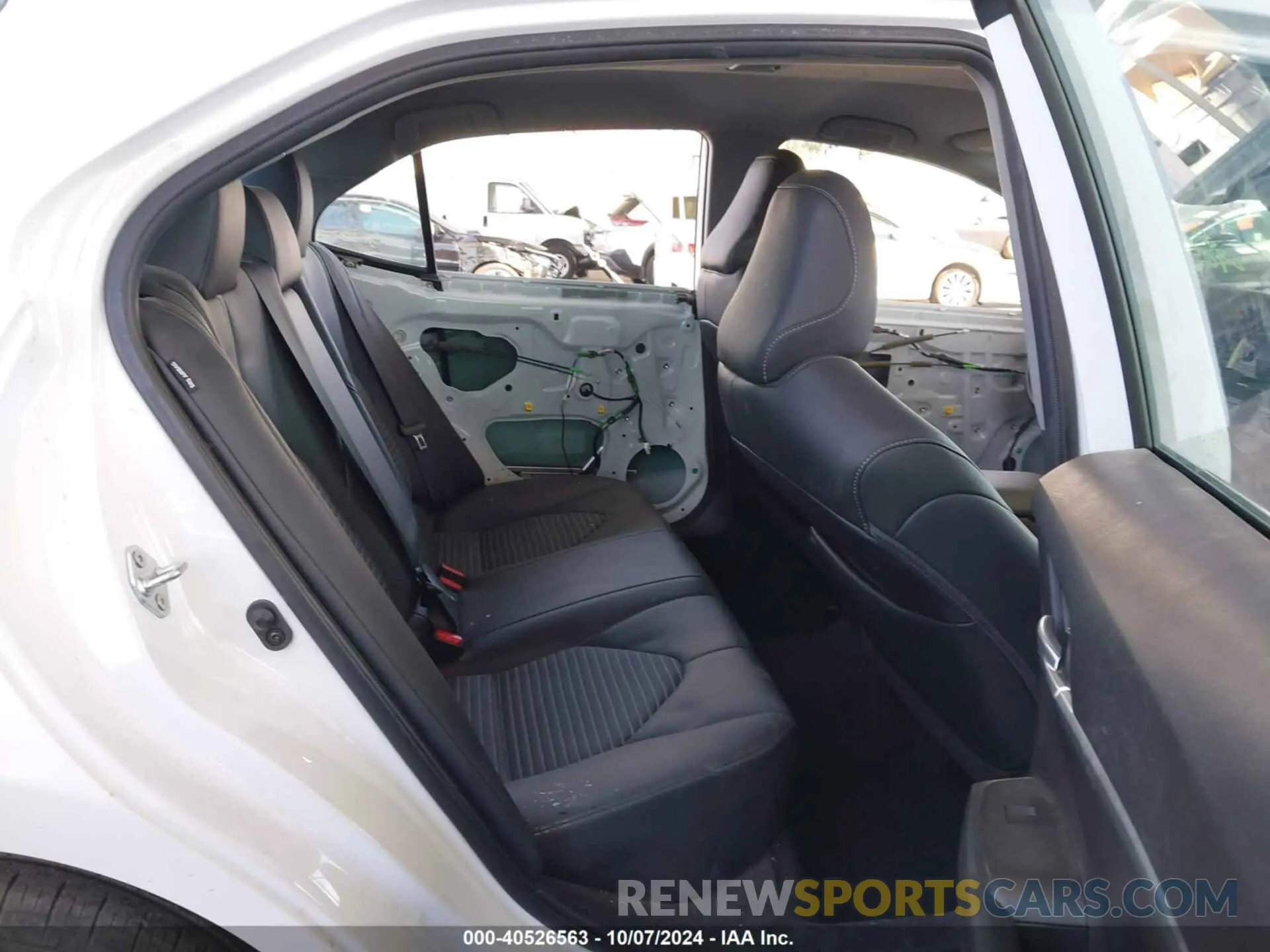 8 fotografías del automóvil dañado 4T1T11AK5PU817592 TOYOTA CAMRY 2023