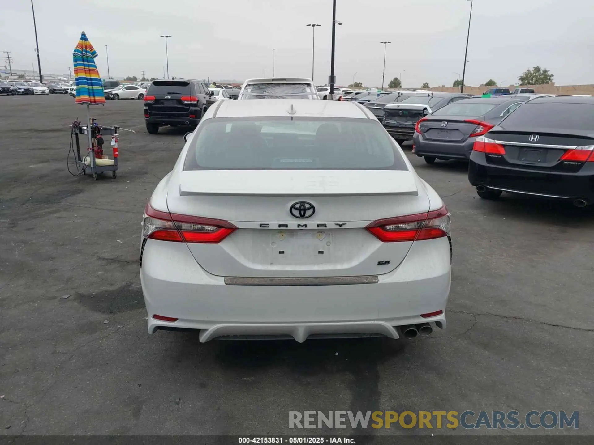 16 fotografías del automóvil dañado 4T1T11AK6PU091175 TOYOTA CAMRY 2023