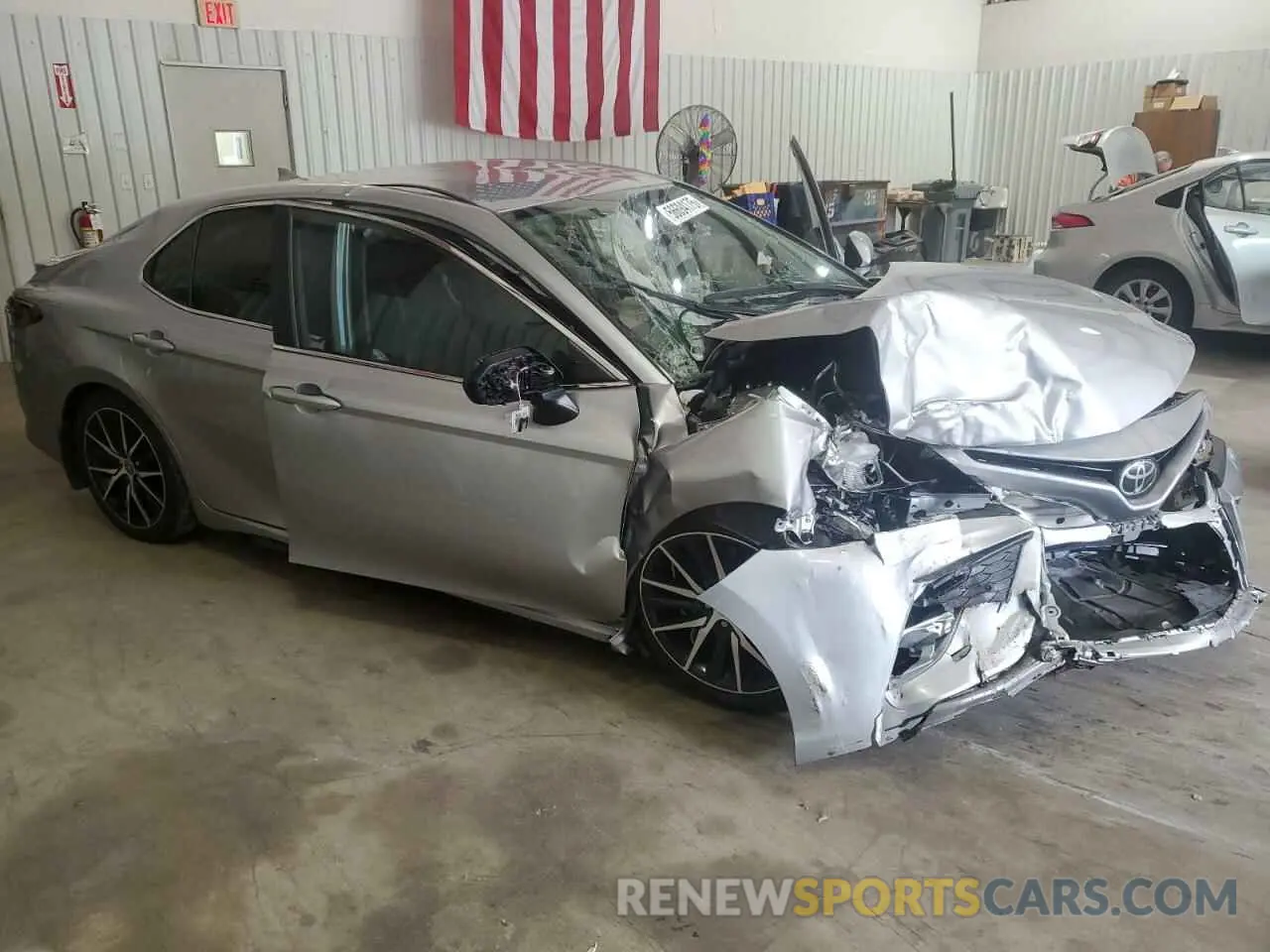 4 fotografías del automóvil dañado 4T1T11AK6PU726590 TOYOTA CAMRY 2023