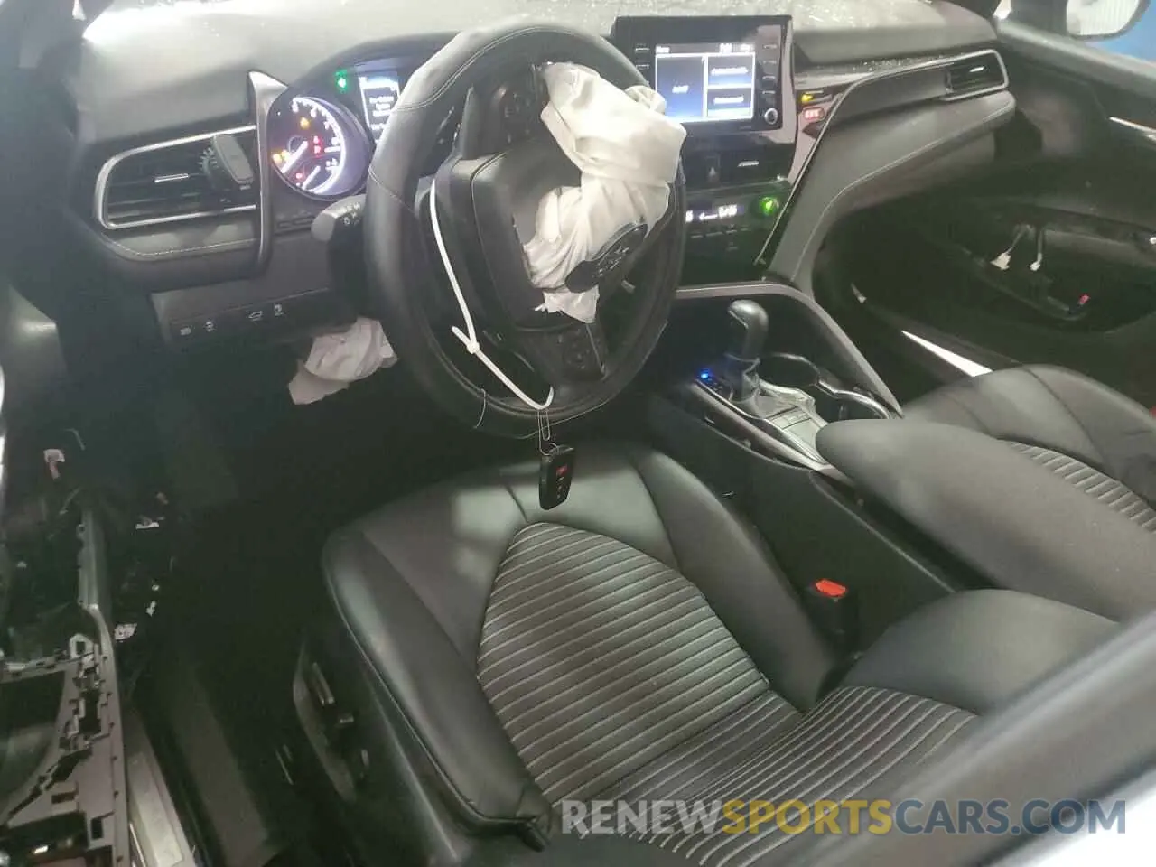 8 fotografías del automóvil dañado 4T1T11AK6PU726590 TOYOTA CAMRY 2023