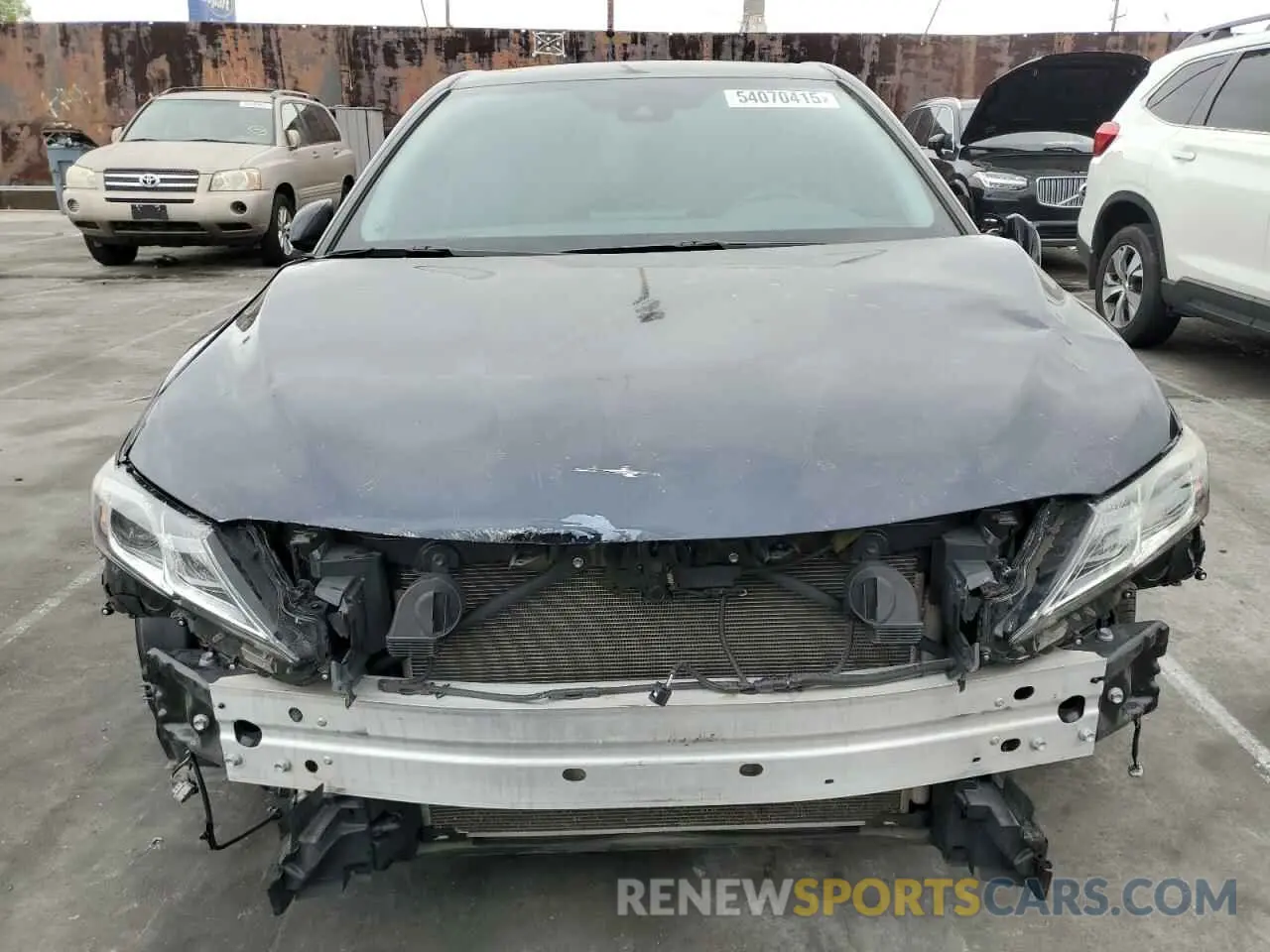 5 fotografías del automóvil dañado 4T1T11AK6PU730140 TOYOTA CAMRY 2023