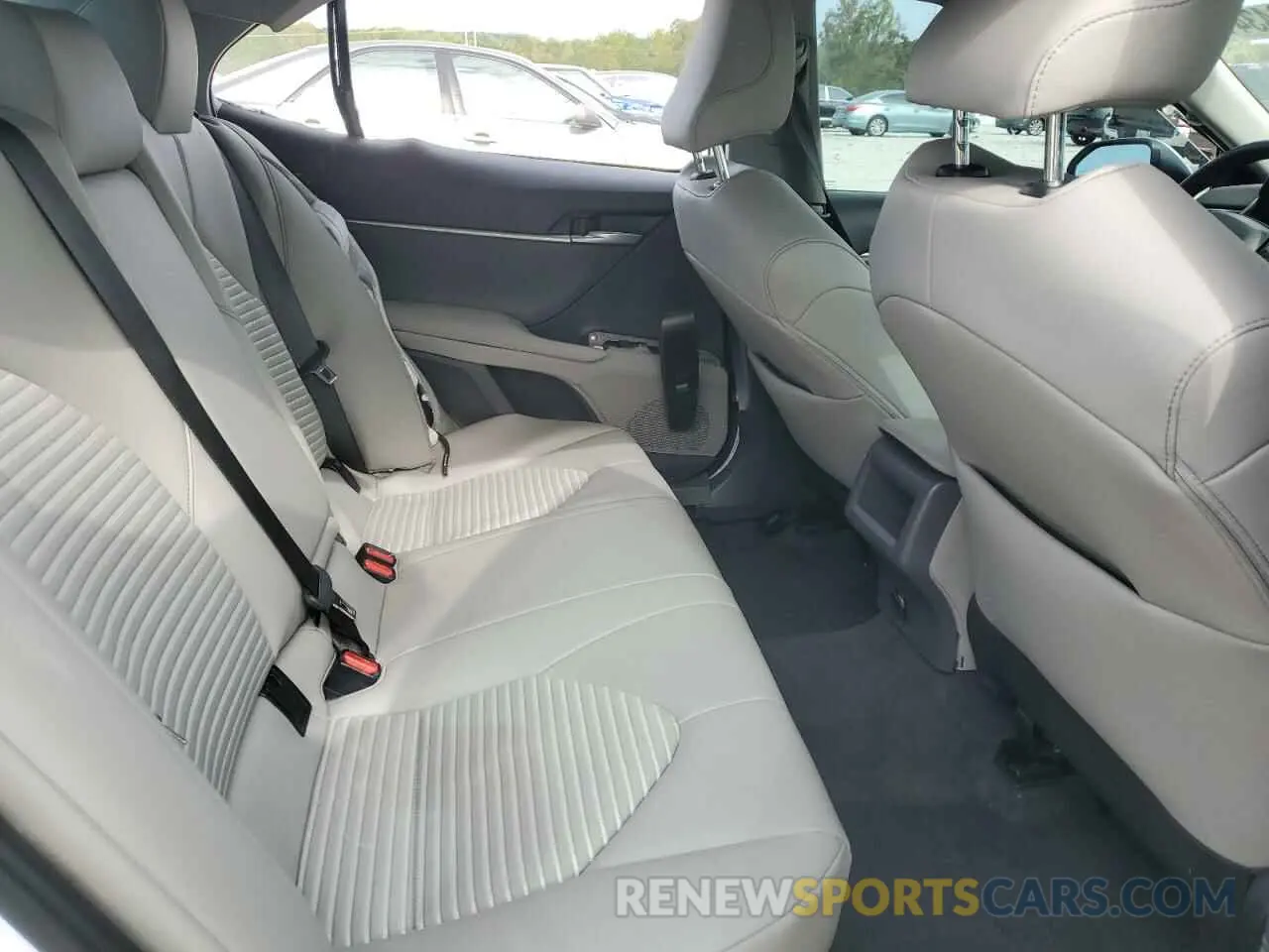 10 fotografías del automóvil dañado 4T1T11AK6PU766233 TOYOTA CAMRY 2023