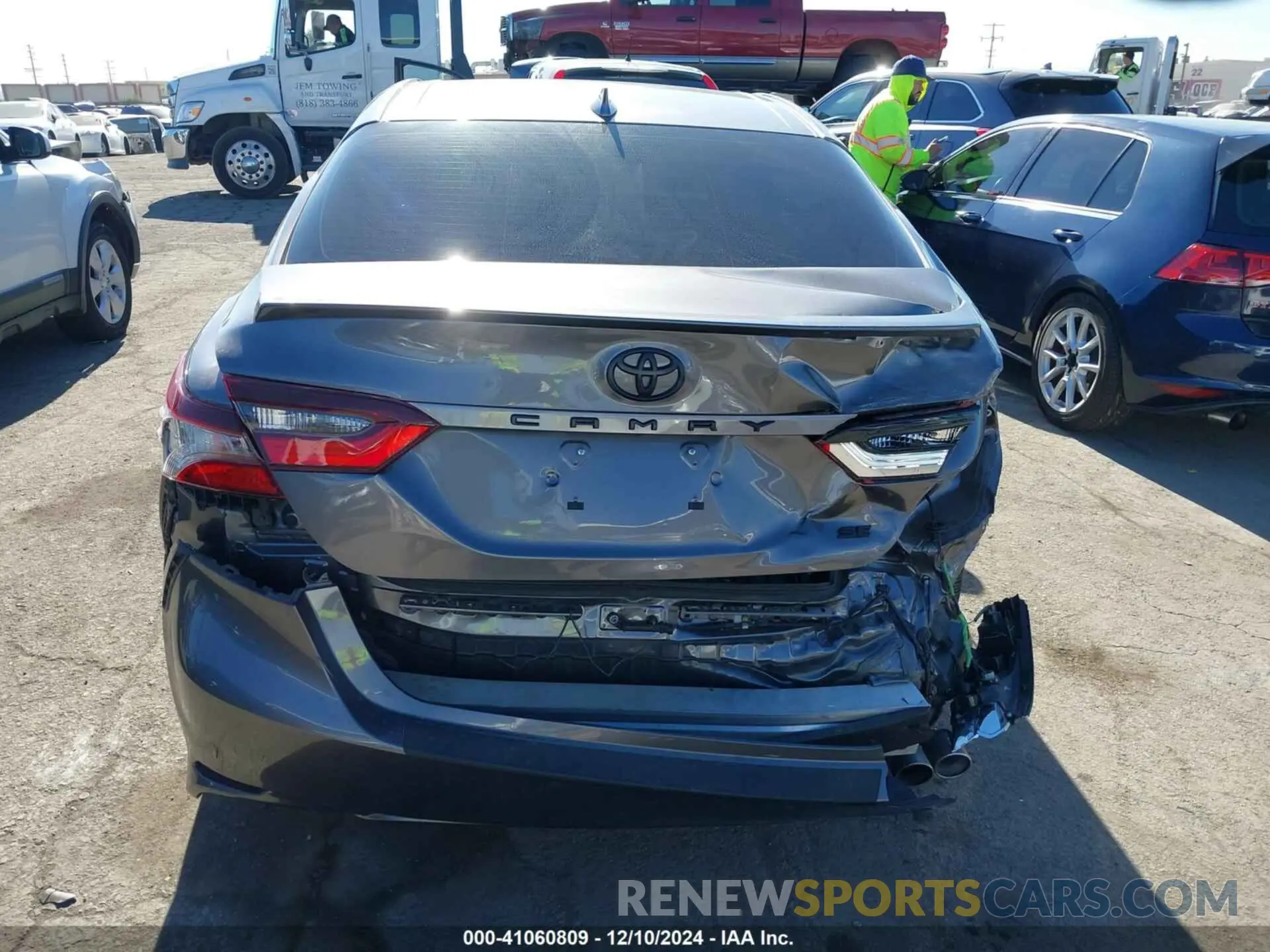 16 fotografías del automóvil dañado 4T1T11AK6PU796249 TOYOTA CAMRY 2023