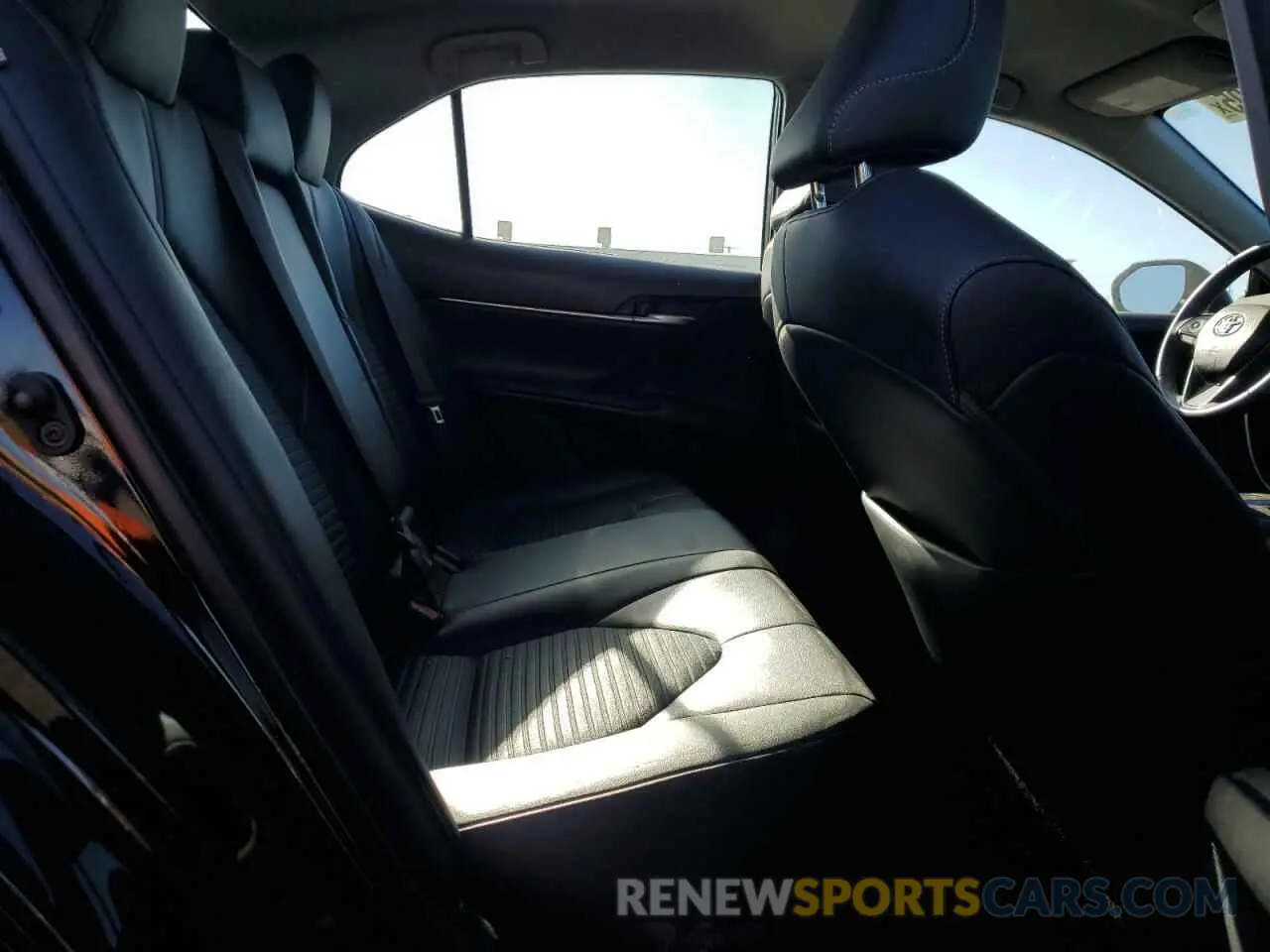 10 fotografías del automóvil dañado 4T1T11AK6PU807685 TOYOTA CAMRY 2023