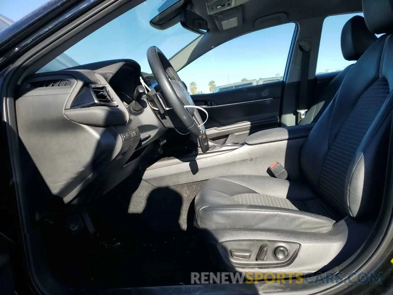 7 fotografías del automóvil dañado 4T1T11AK6PU807685 TOYOTA CAMRY 2023