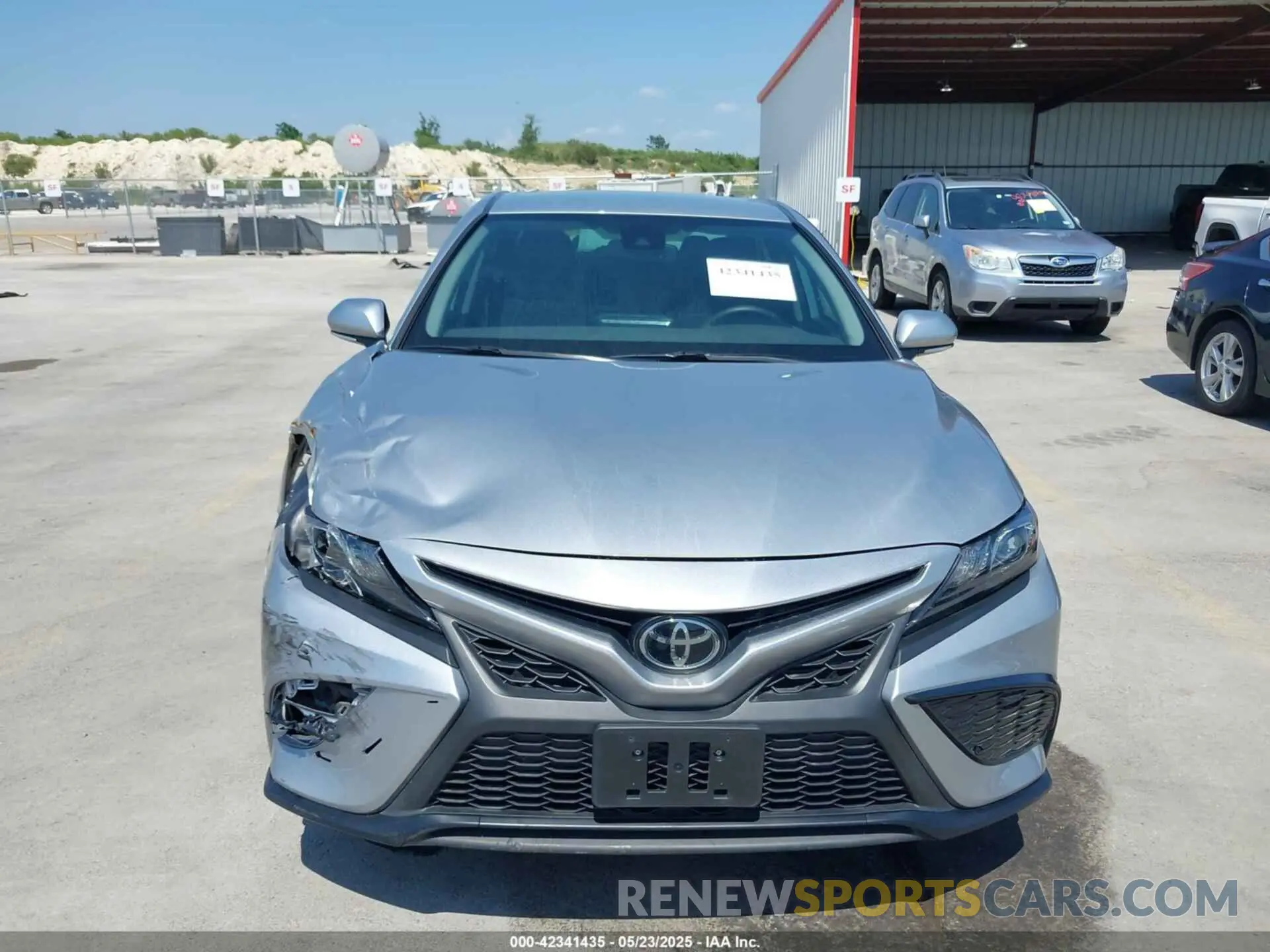 13 fotografías del automóvil dañado 4T1T11AK7PU080007 TOYOTA CAMRY 2023