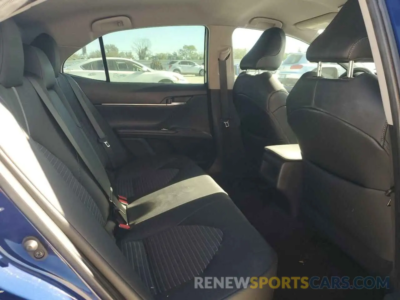 10 fotografías del automóvil dañado 4T1T11AK7PU163937 TOYOTA CAMRY 2023