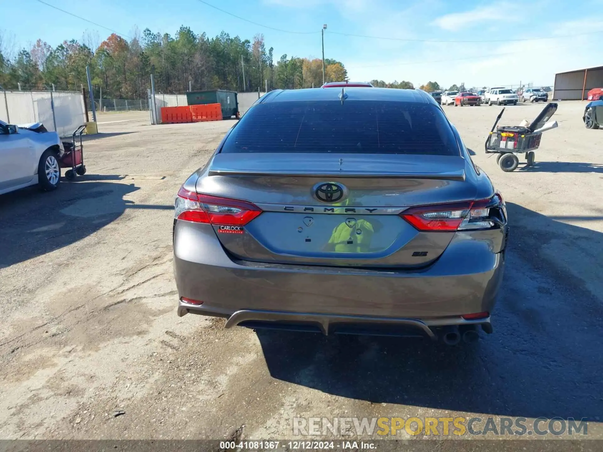 16 fotografías del automóvil dañado 4T1T11AK7PU784675 TOYOTA CAMRY 2023