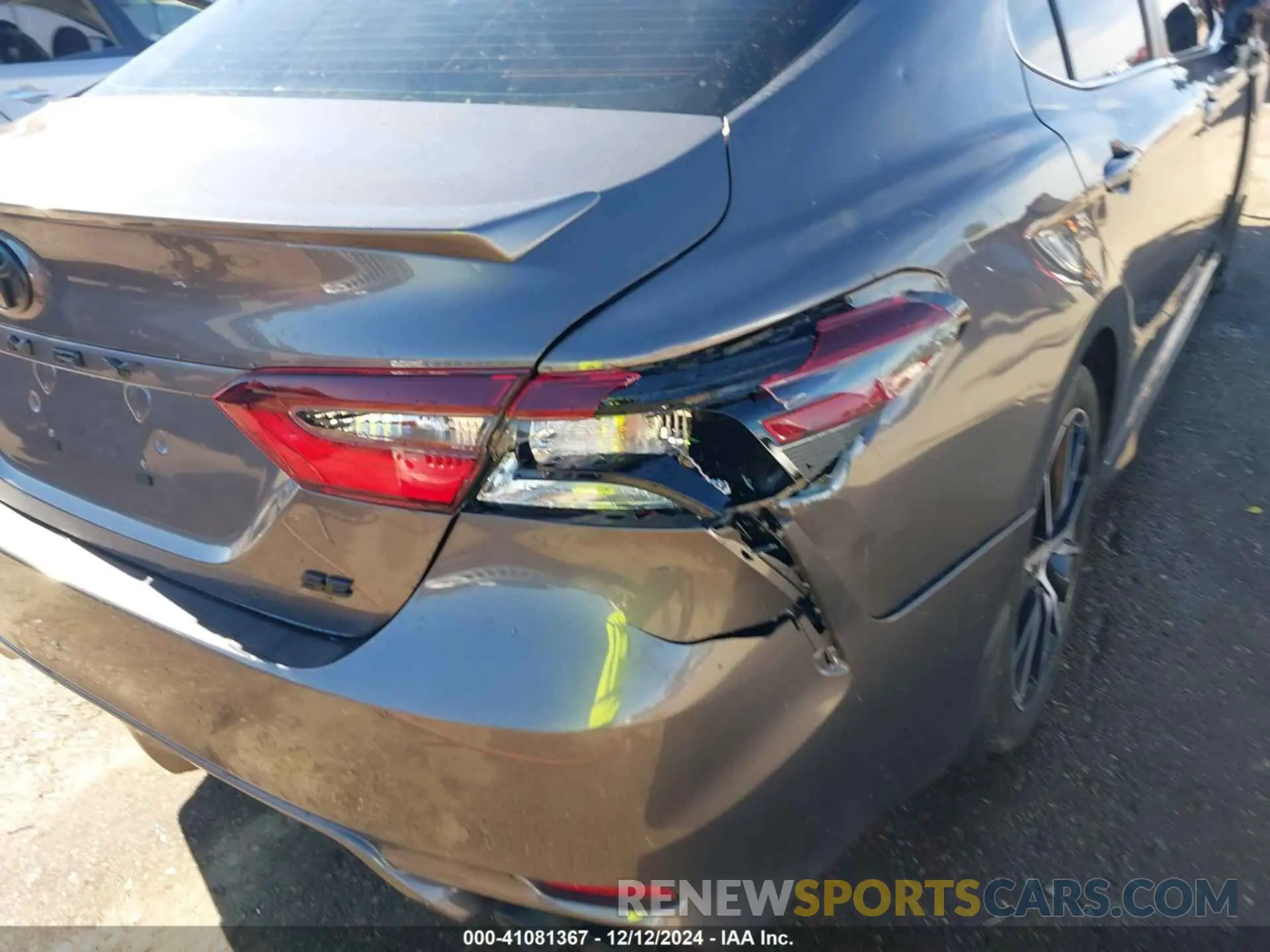 20 fotografías del automóvil dañado 4T1T11AK7PU784675 TOYOTA CAMRY 2023