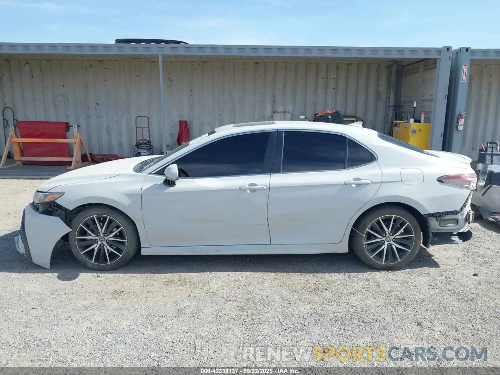 15 fotografías del automóvil dañado 4T1T11AK8PU103603 TOYOTA CAMRY 2023