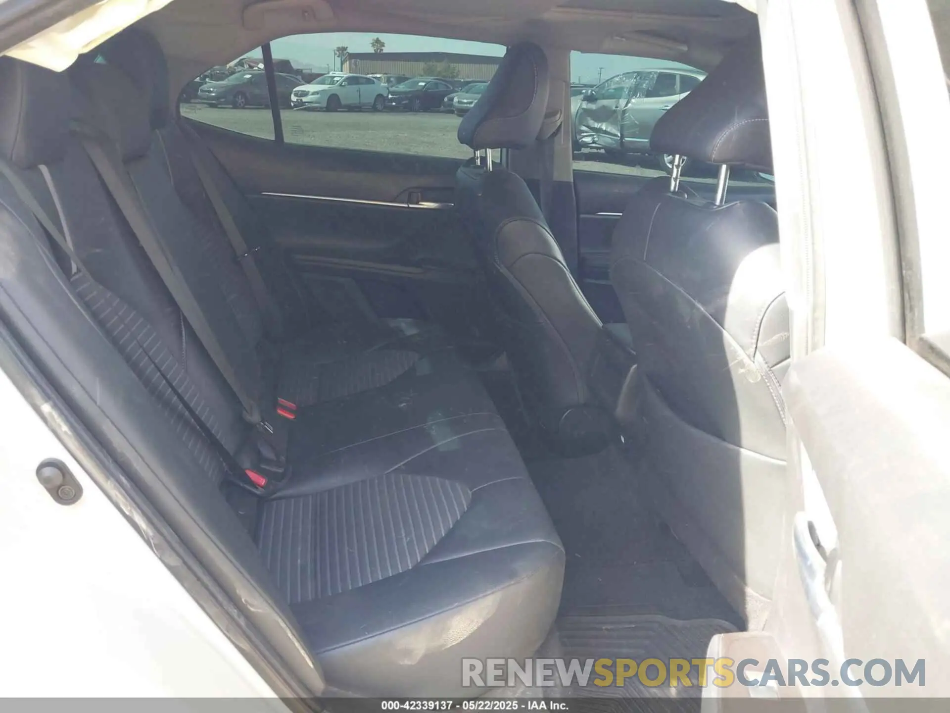 8 fotografías del automóvil dañado 4T1T11AK8PU103603 TOYOTA CAMRY 2023