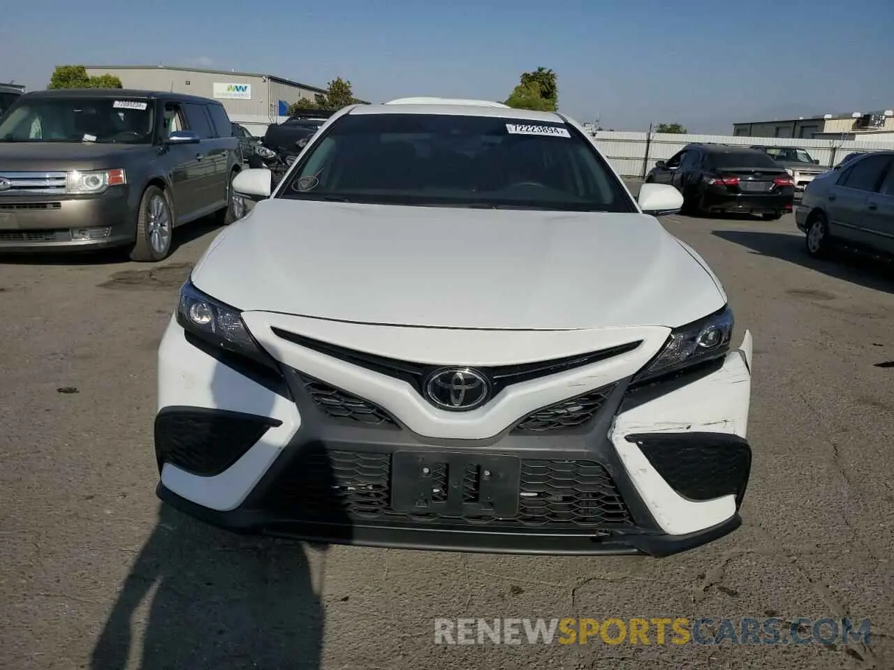 5 fotografías del automóvil dañado 4T1T11AK8PU831440 TOYOTA CAMRY 2023