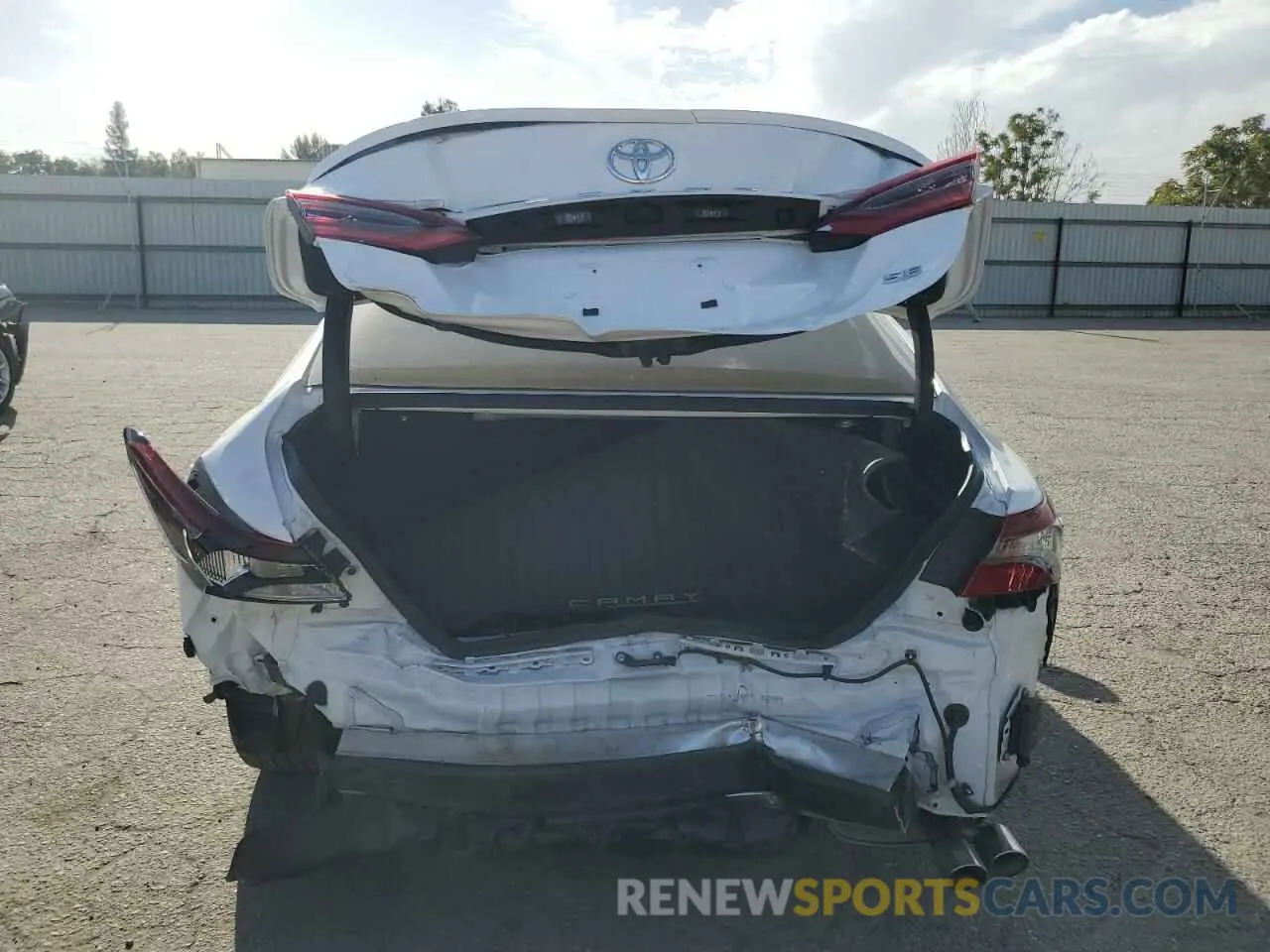 6 fotografías del automóvil dañado 4T1T11AK8PU831440 TOYOTA CAMRY 2023