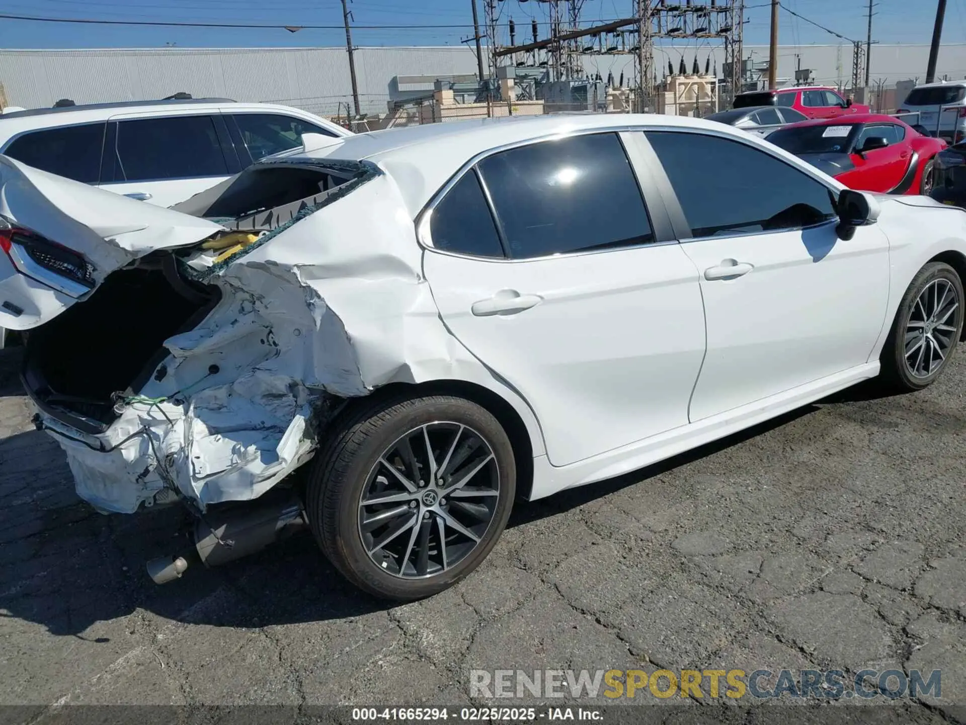 4 fotografías del automóvil dañado 4T1T11AK8PU833348 TOYOTA CAMRY 2023