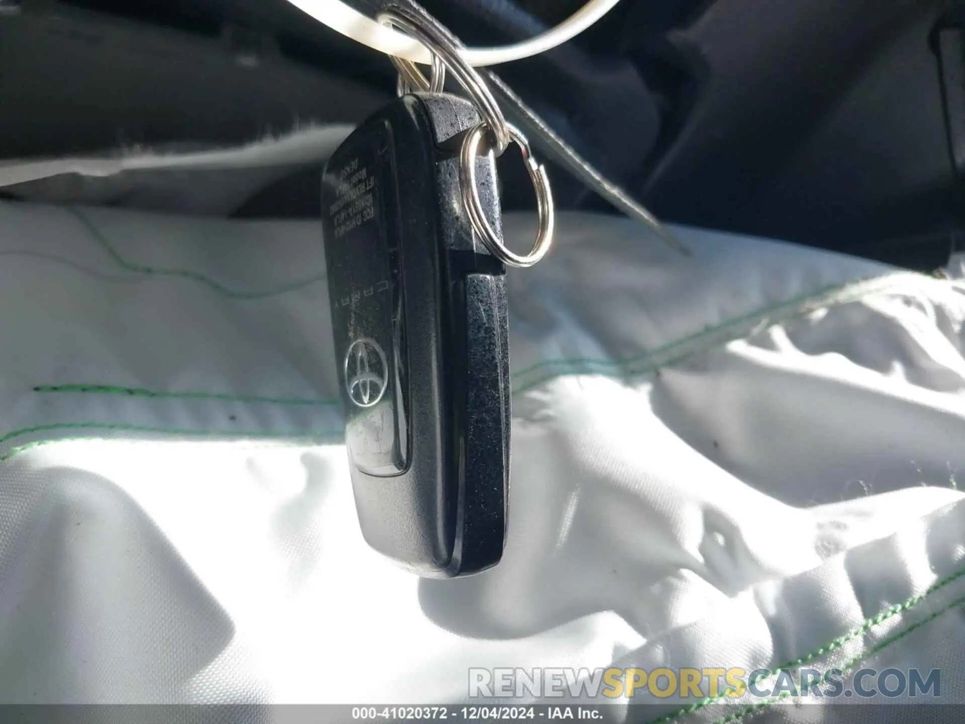 11 fotografías del automóvil dañado 4T1T11AK9PU092112 TOYOTA CAMRY 2023