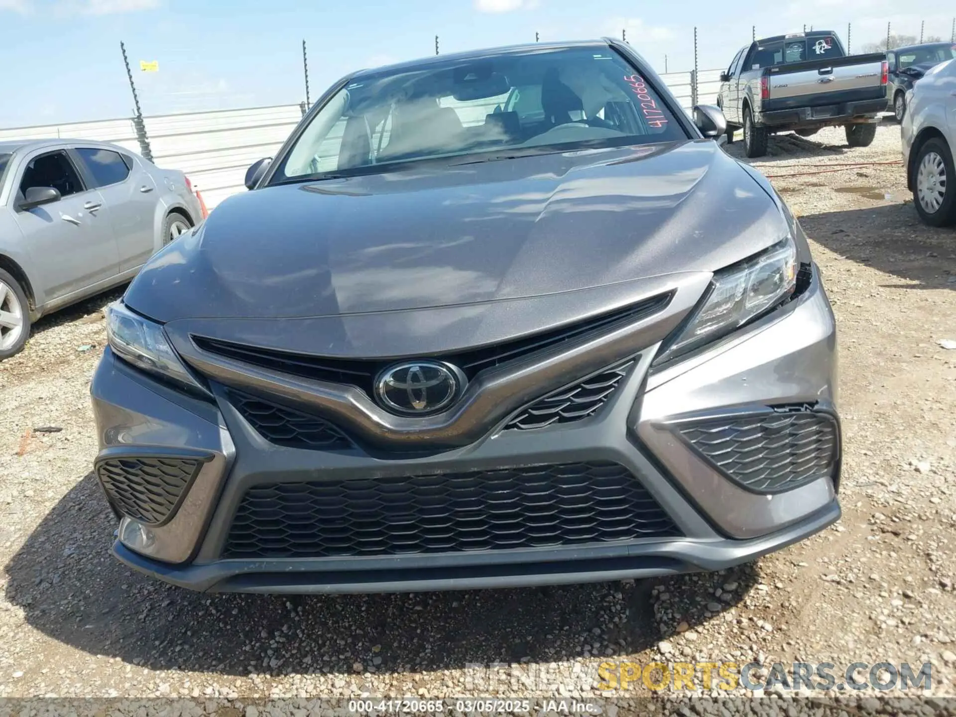 12 fotografías del automóvil dañado 4T1T11AK9PU790123 TOYOTA CAMRY 2023