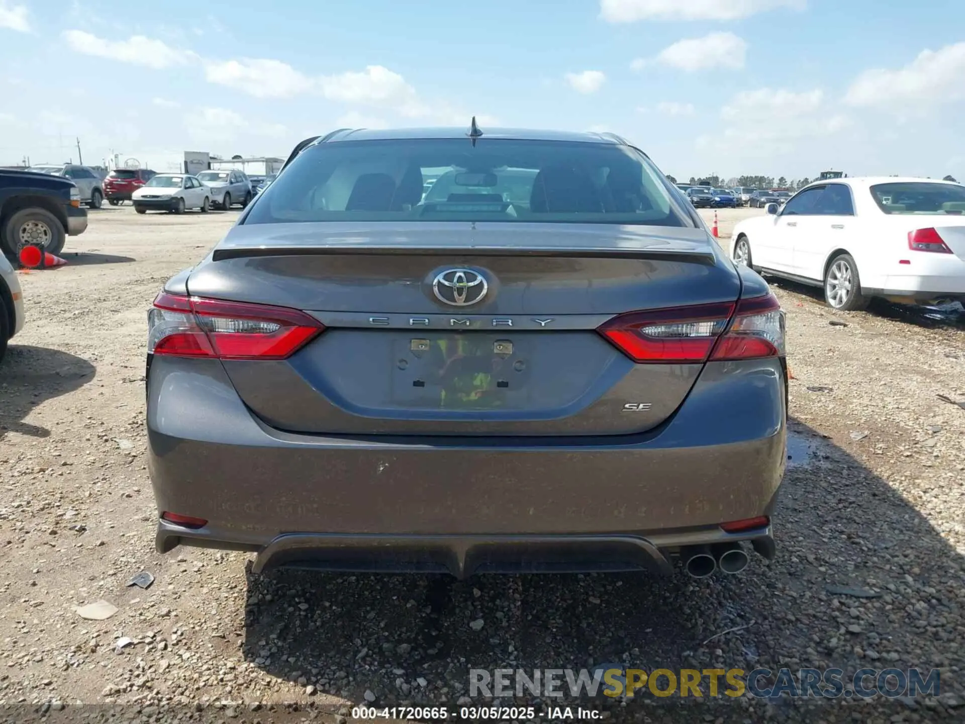 16 fotografías del automóvil dañado 4T1T11AK9PU790123 TOYOTA CAMRY 2023
