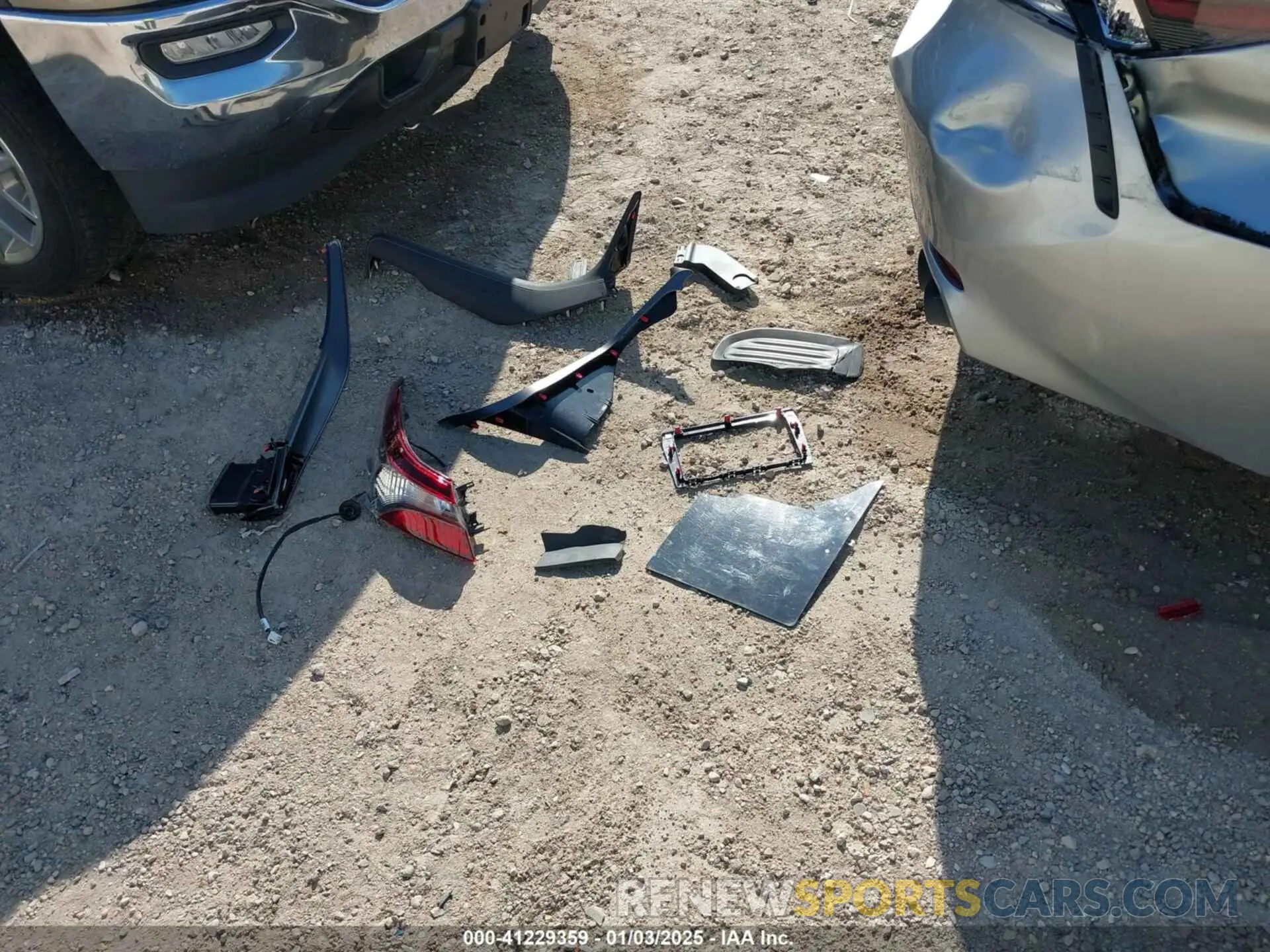 12 fotografías del automóvil dañado 4T1T11AK9PU800486 TOYOTA CAMRY 2023