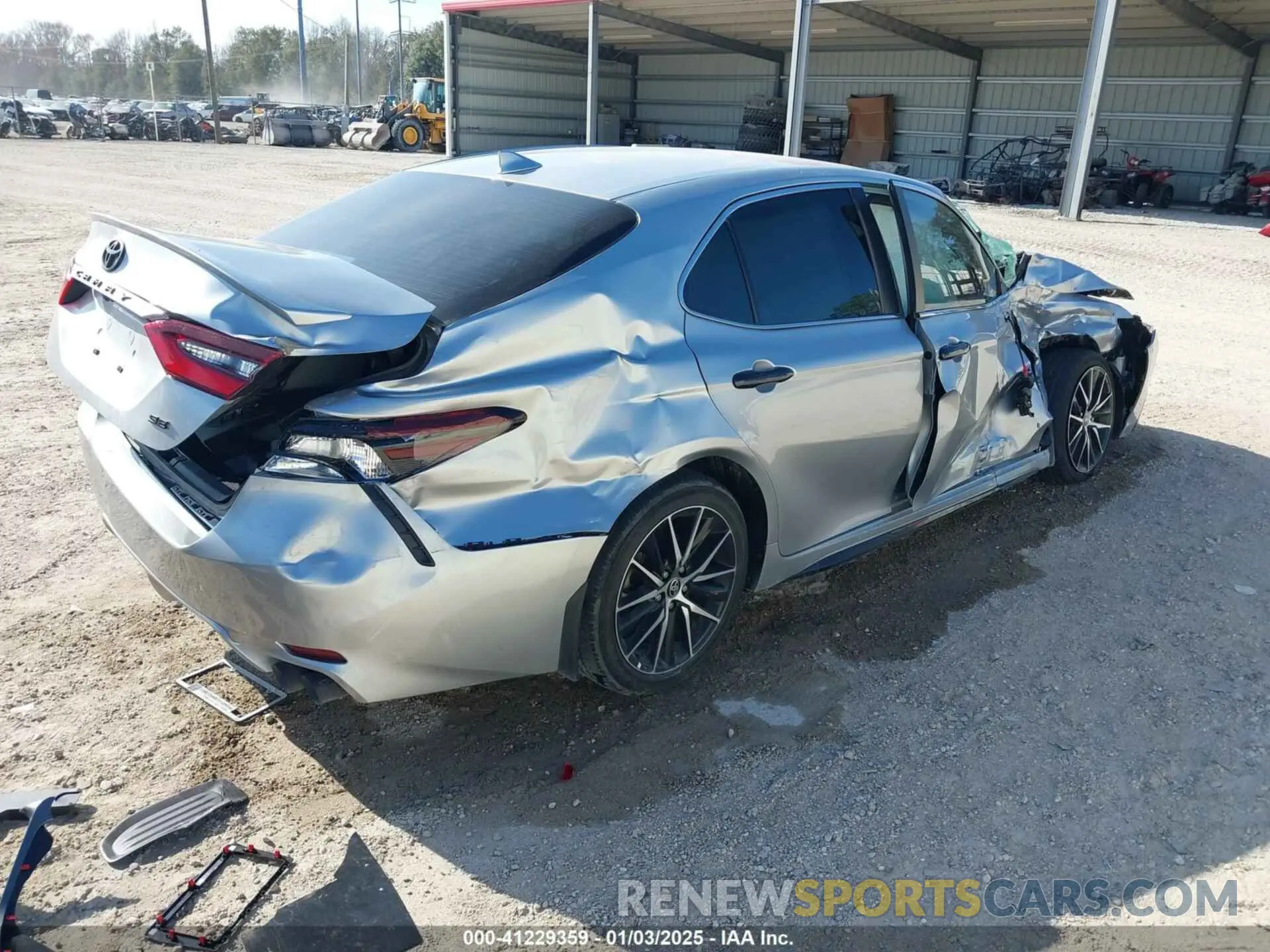 4 fotografías del automóvil dañado 4T1T11AK9PU800486 TOYOTA CAMRY 2023