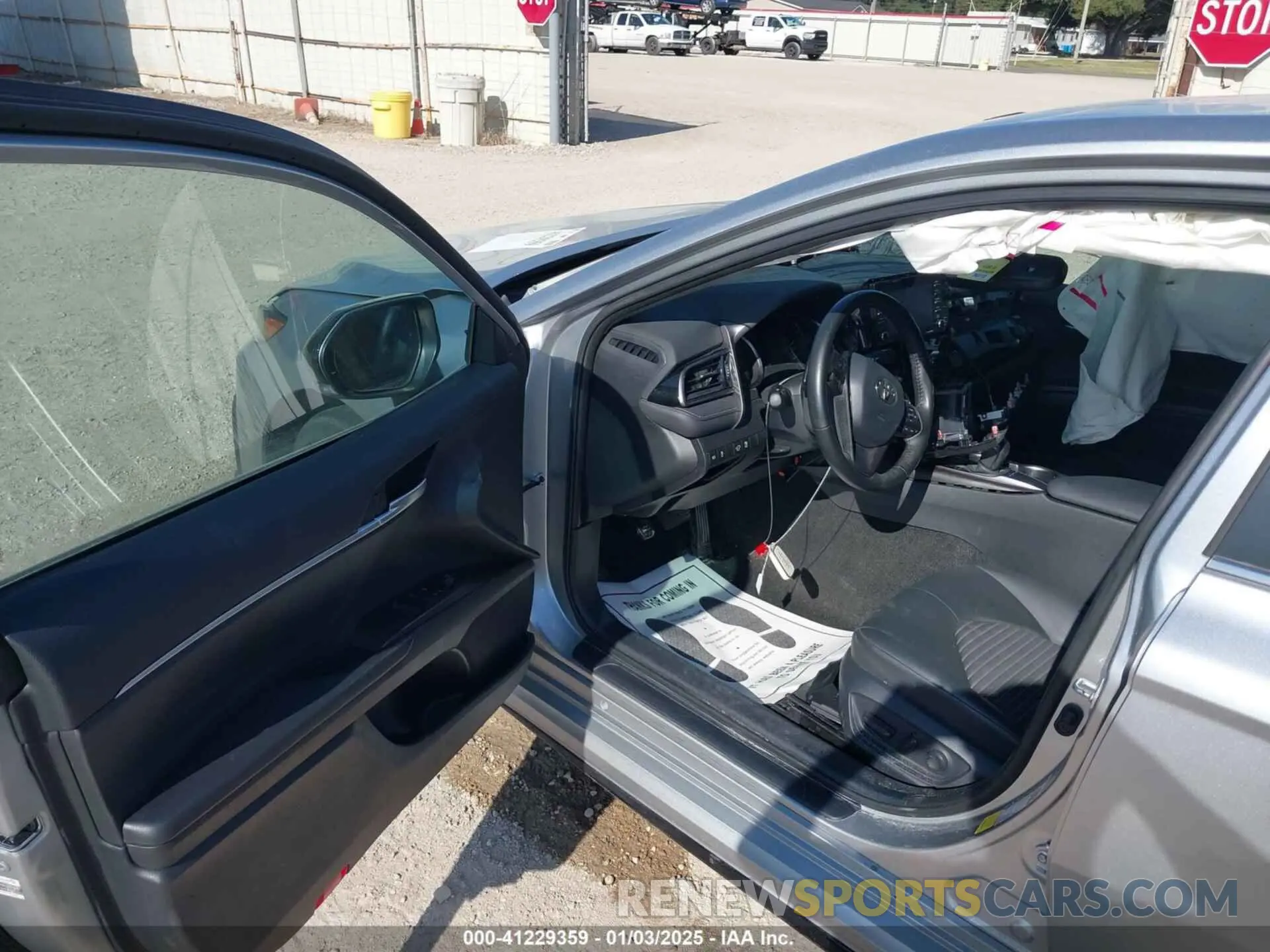5 fotografías del automóvil dañado 4T1T11AK9PU800486 TOYOTA CAMRY 2023