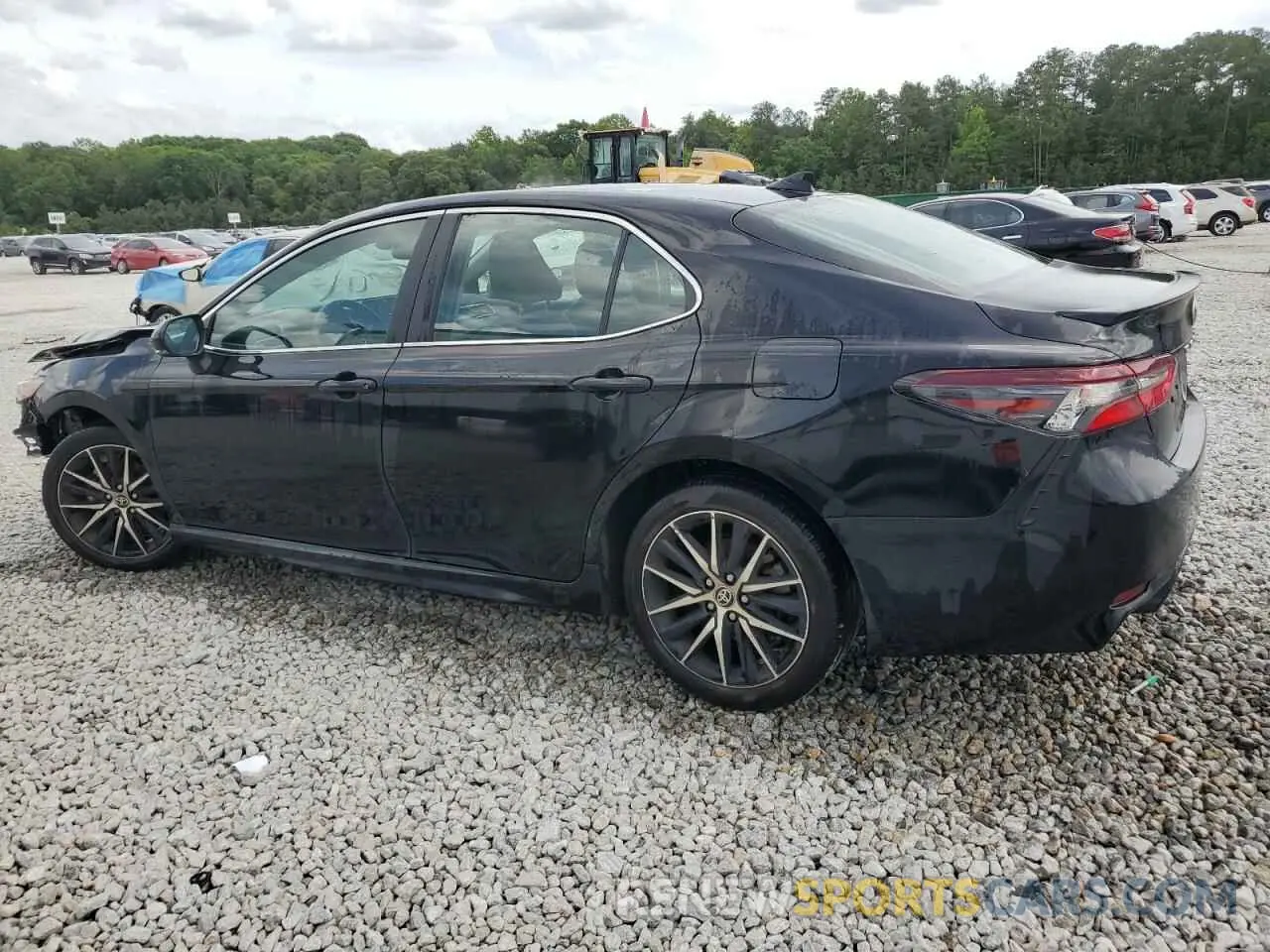 2 fotografías del automóvil dañado 4T1T11AK9PU811004 TOYOTA CAMRY 2023