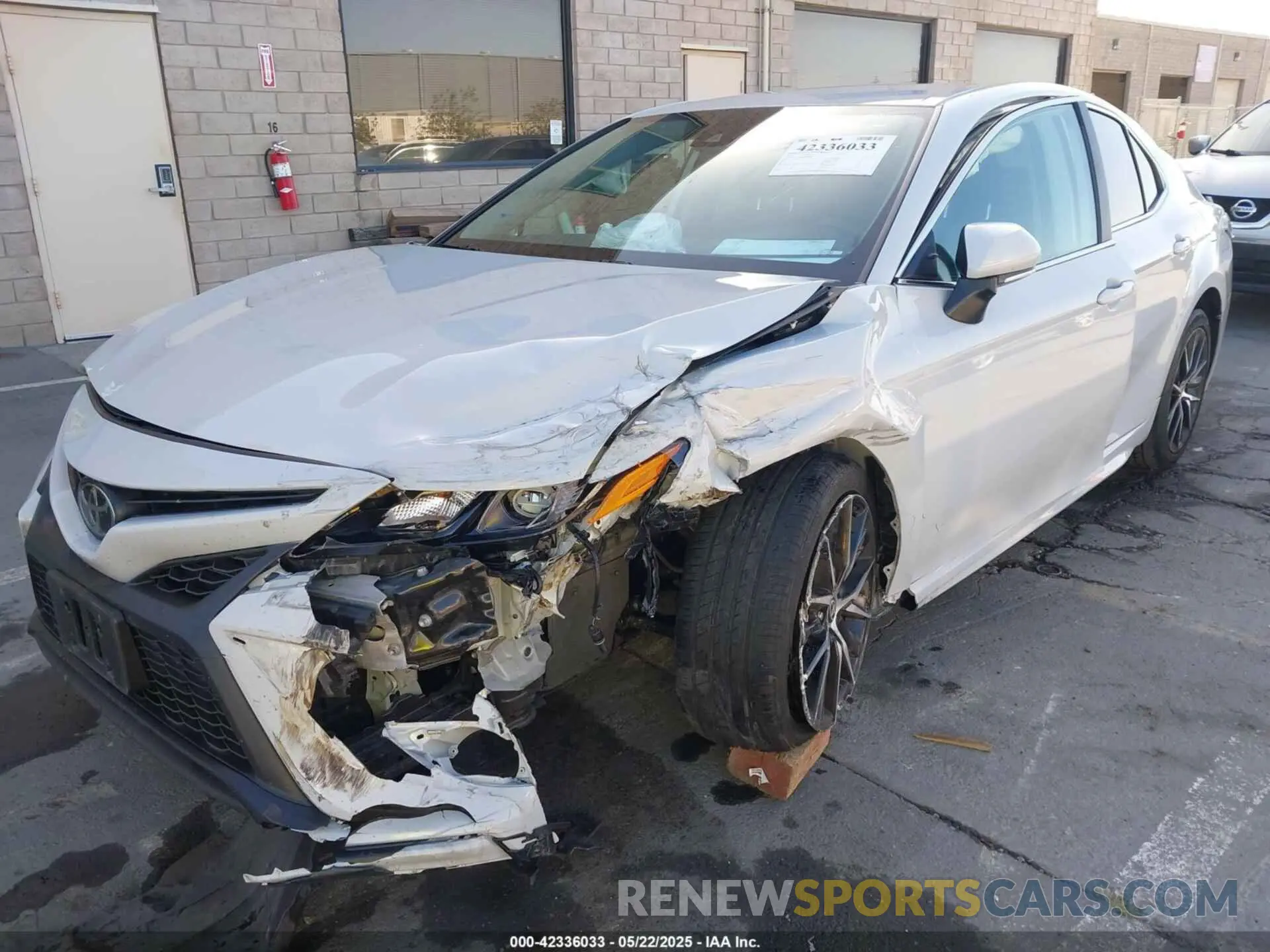 6 fotografías del automóvil dañado 4T1T11AKXPU188282 TOYOTA CAMRY 2023