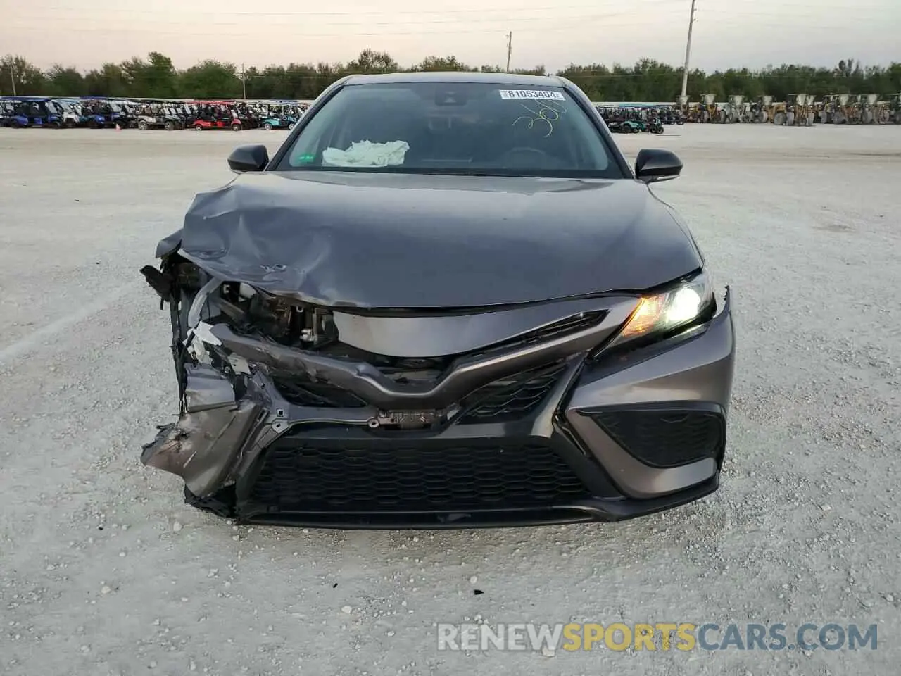 5 fotografías del automóvil dañado 4T1T11AKXPU767580 TOYOTA CAMRY 2023