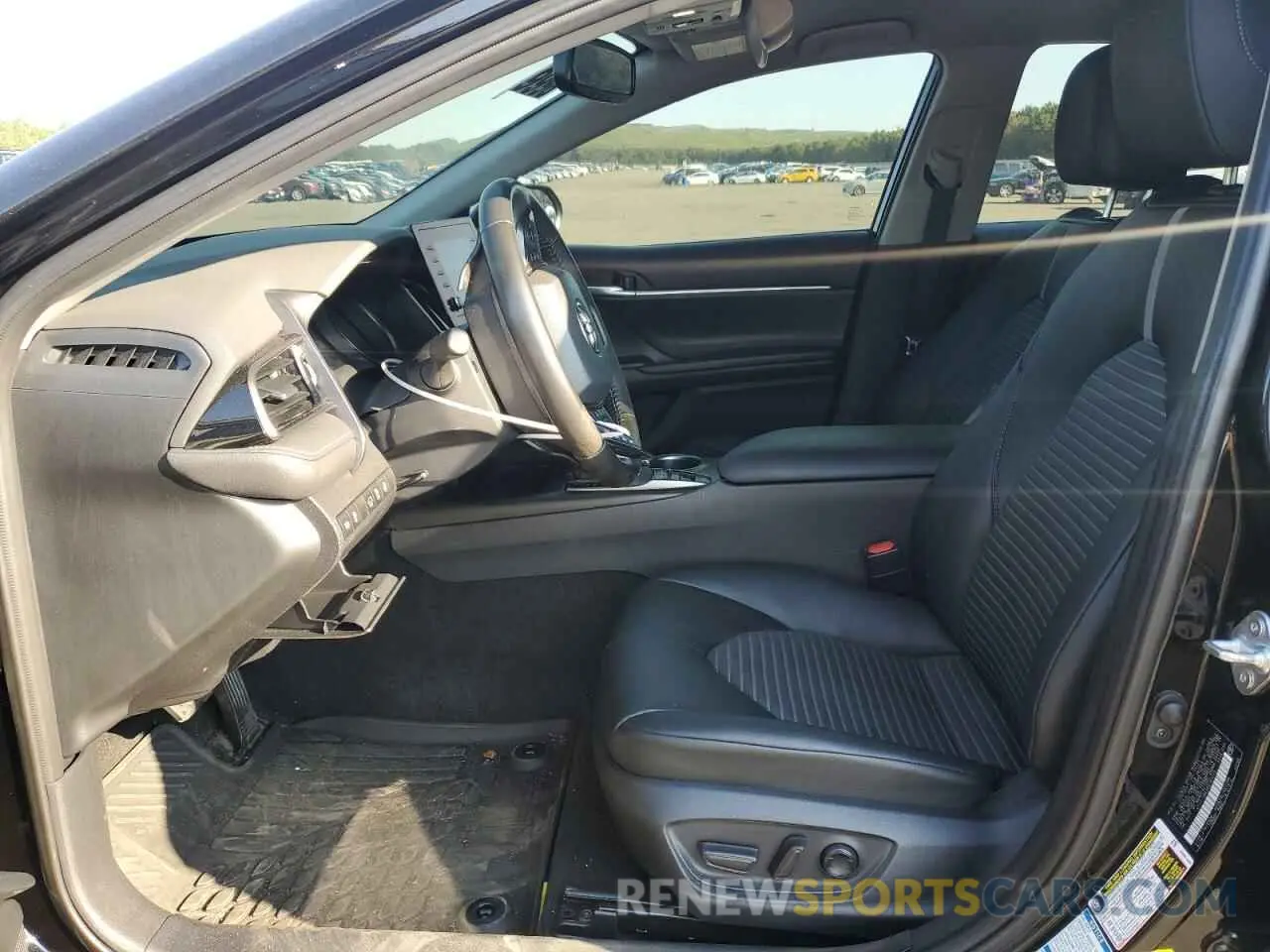 7 fotografías del automóvil dañado 4T1T11BK3PU101742 TOYOTA CAMRY 2023