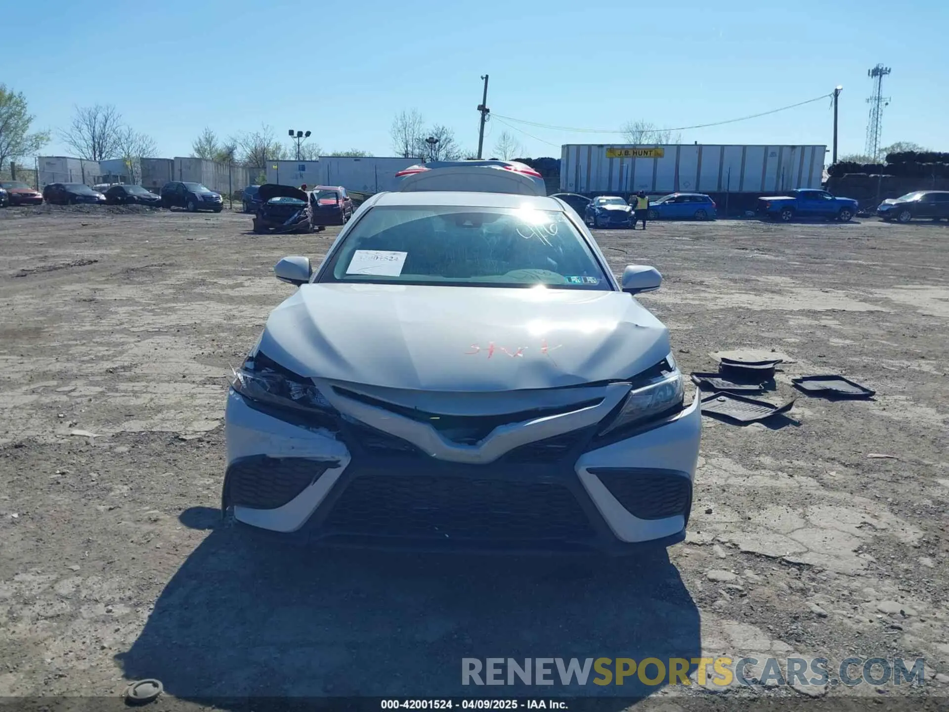 12 fotografías del automóvil dañado 4T1T11BK4PU102236 TOYOTA CAMRY 2023