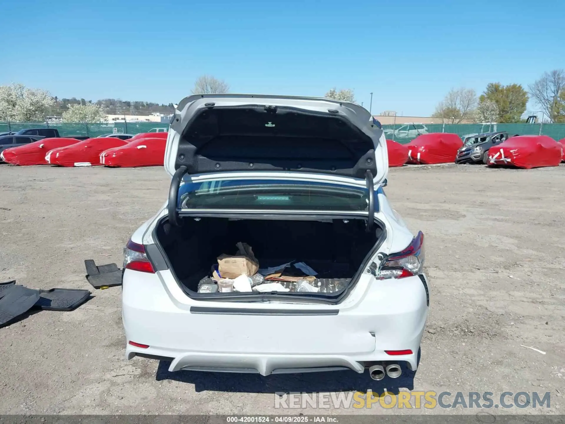 16 fotografías del automóvil dañado 4T1T11BK4PU102236 TOYOTA CAMRY 2023